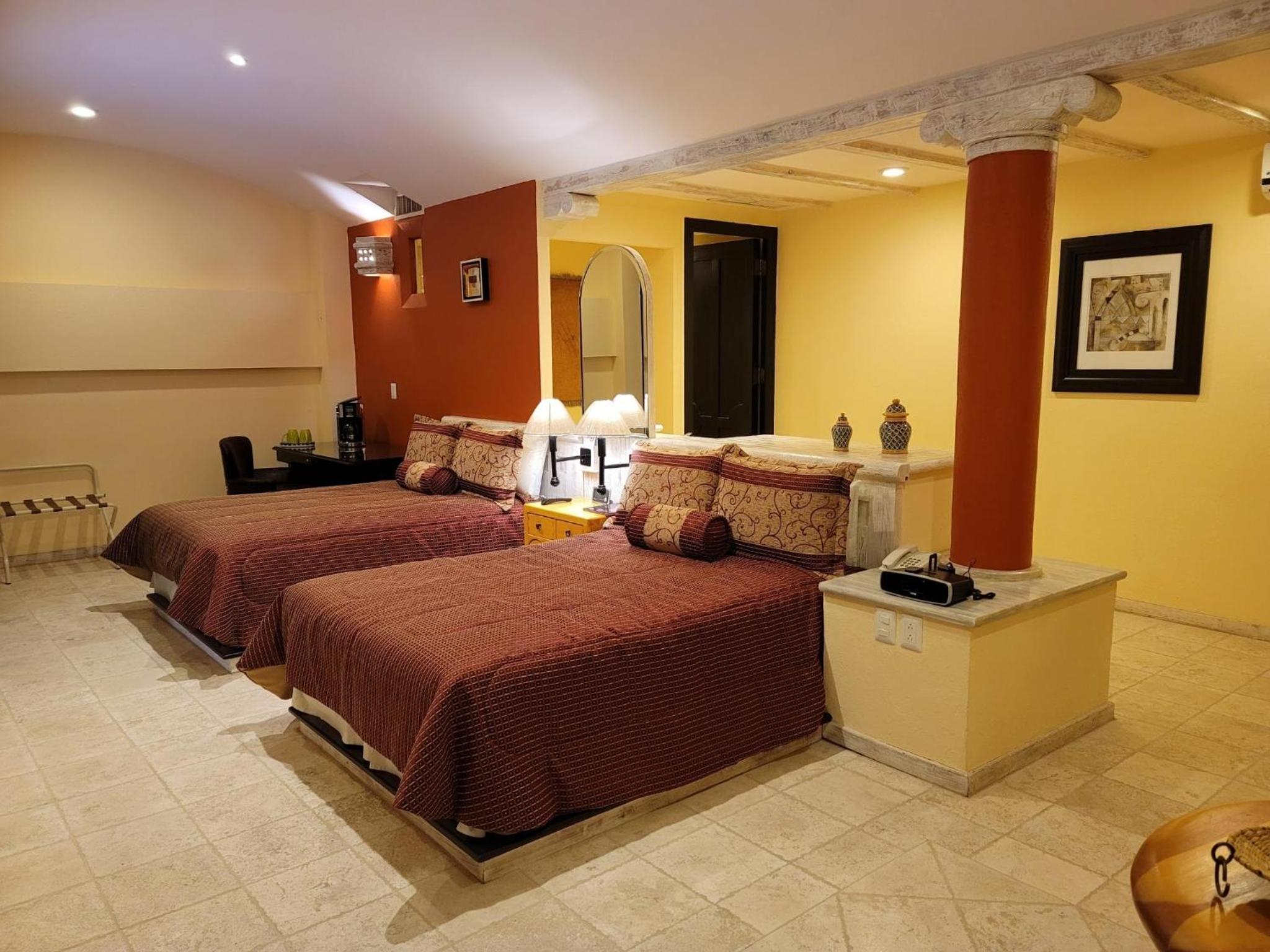 Deluxe Double Room - Photo 1