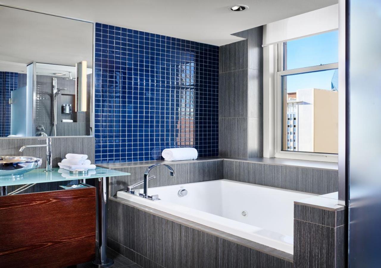 Deluxe Suite - Photo 3