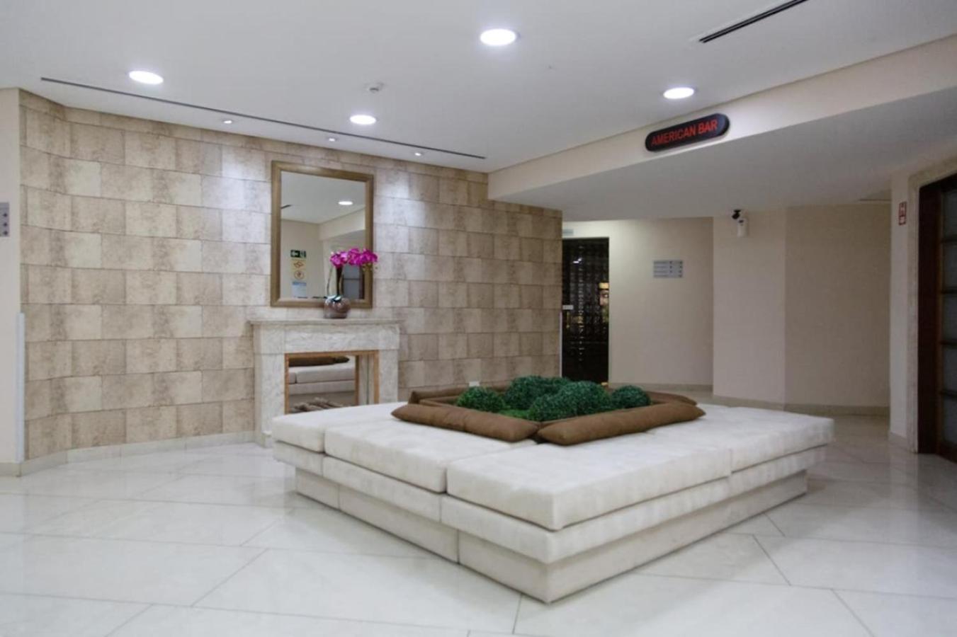 One-Bedroom Apartment - Photo 39