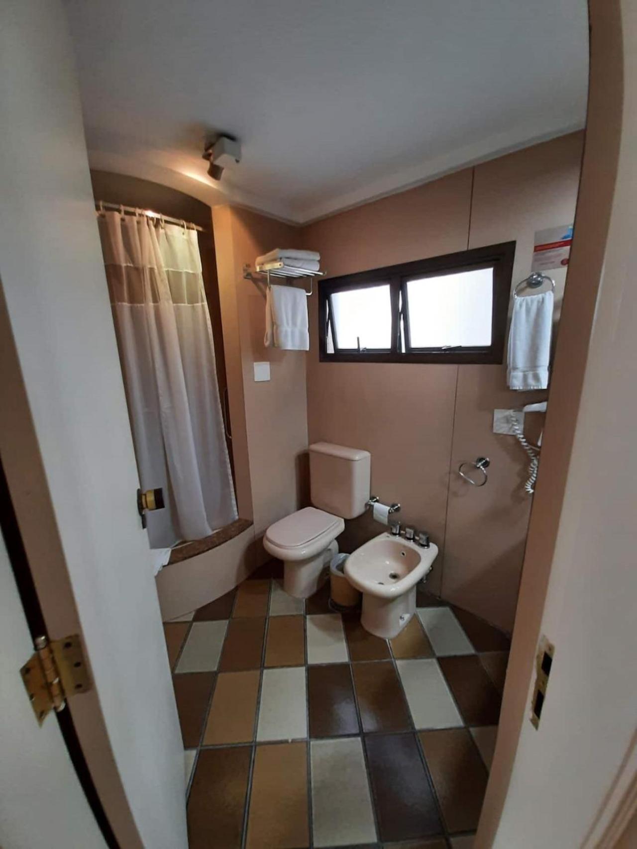 One-Bedroom Apartment - Photo 20