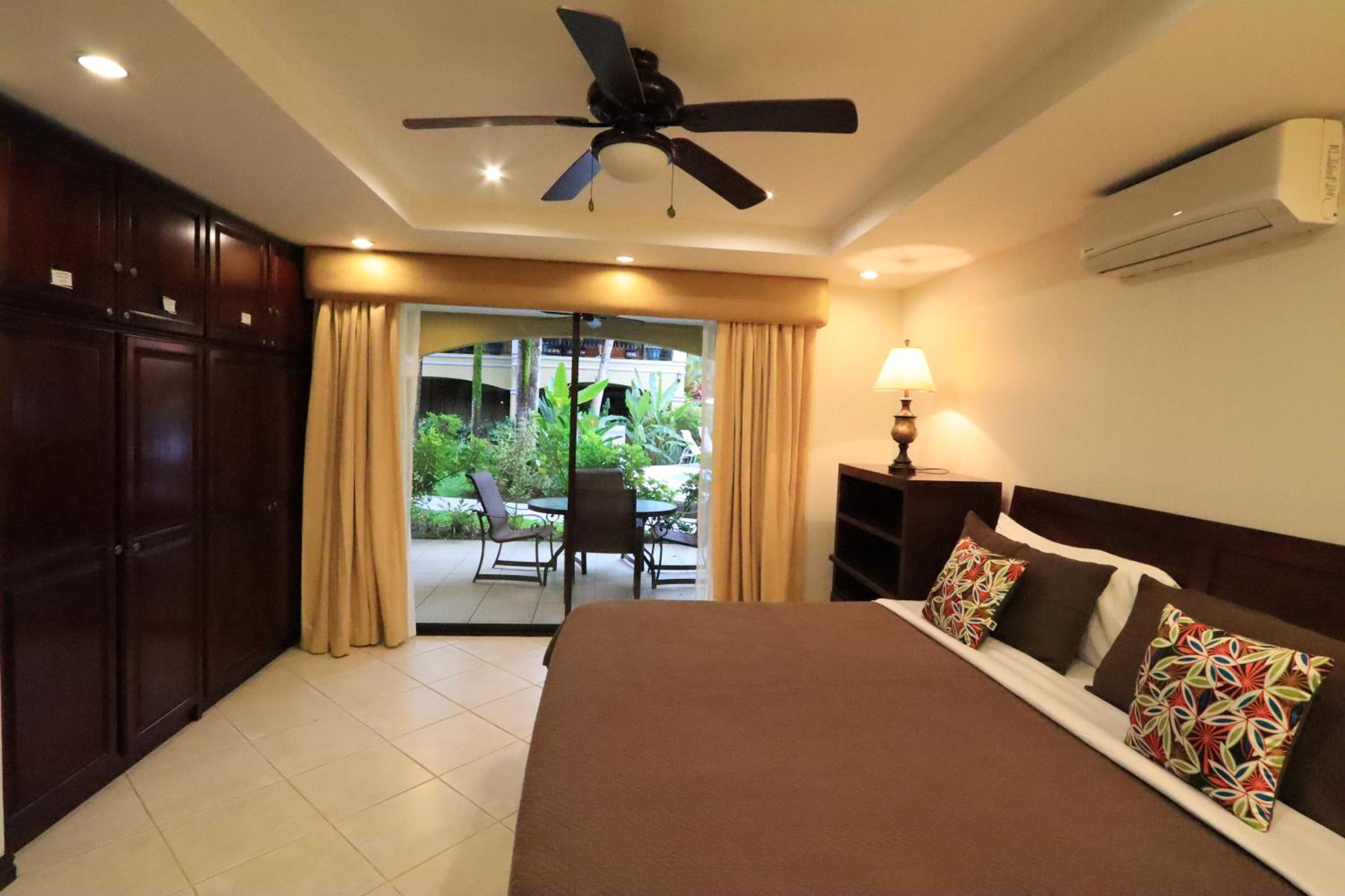 Standard Family Room - Photo 1