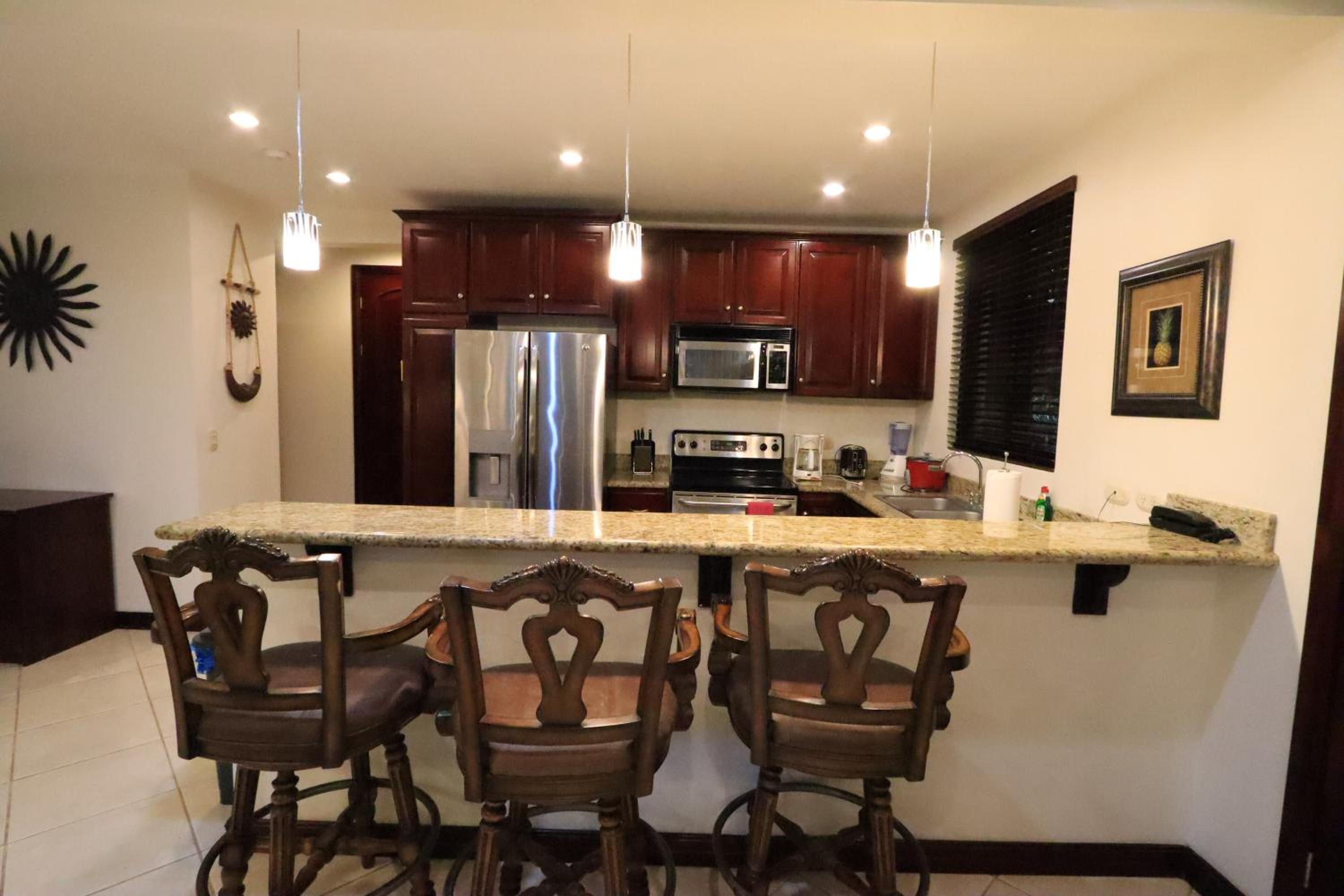 Standard Family Room - Photo 3