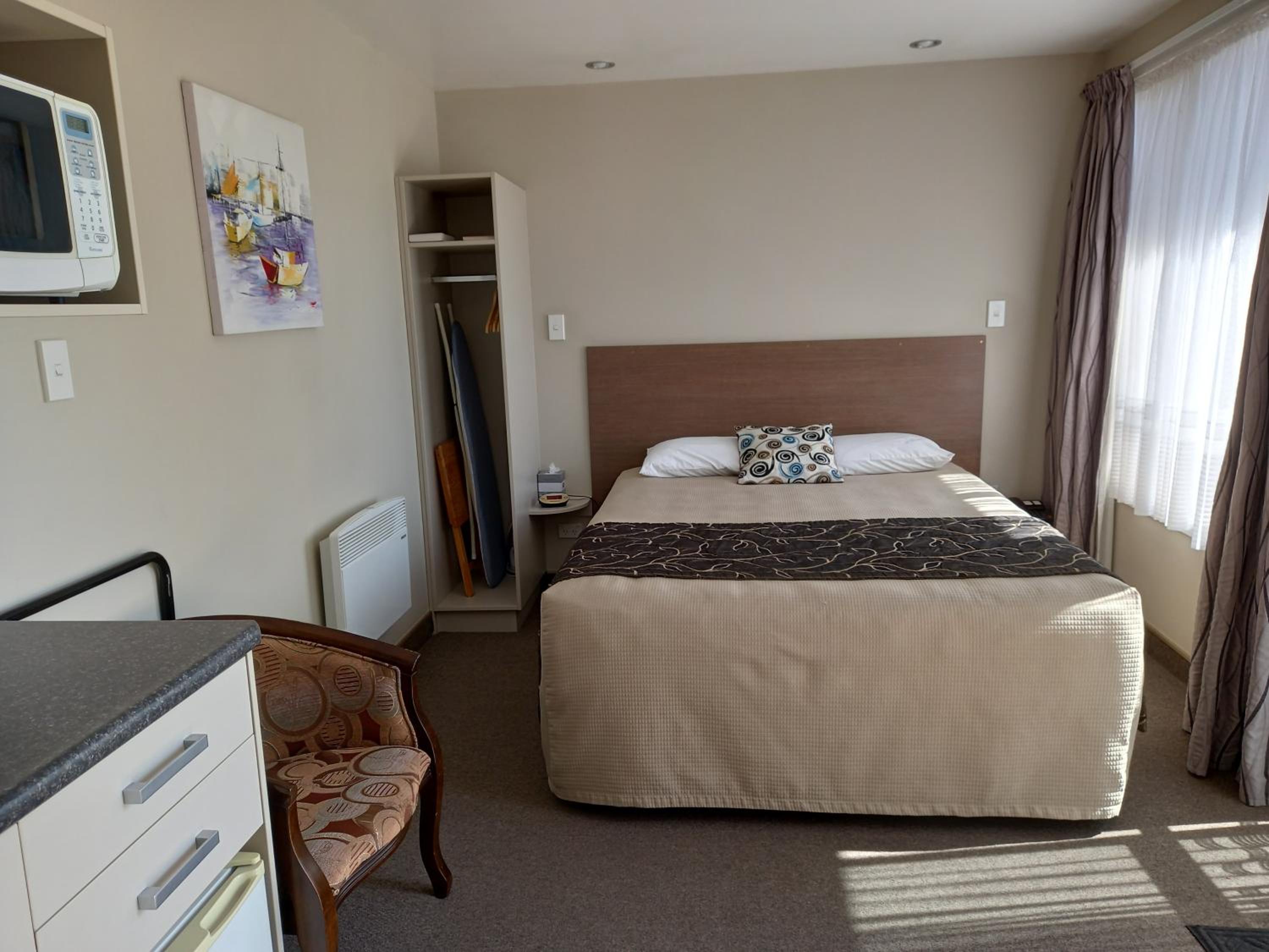 Queen Room - Photo 4