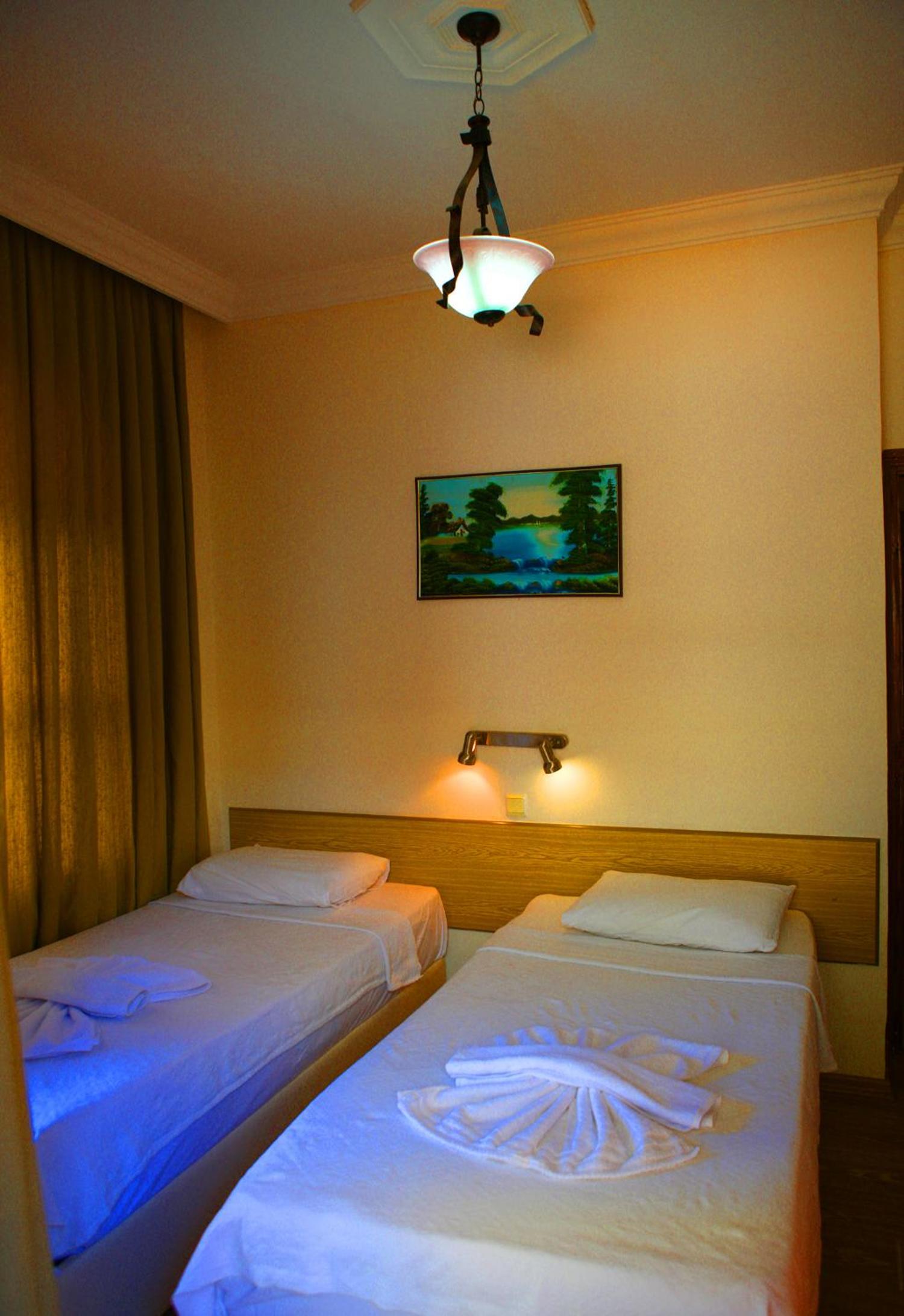 One-Bedroom Apartment (4 Adults) - Photo 1