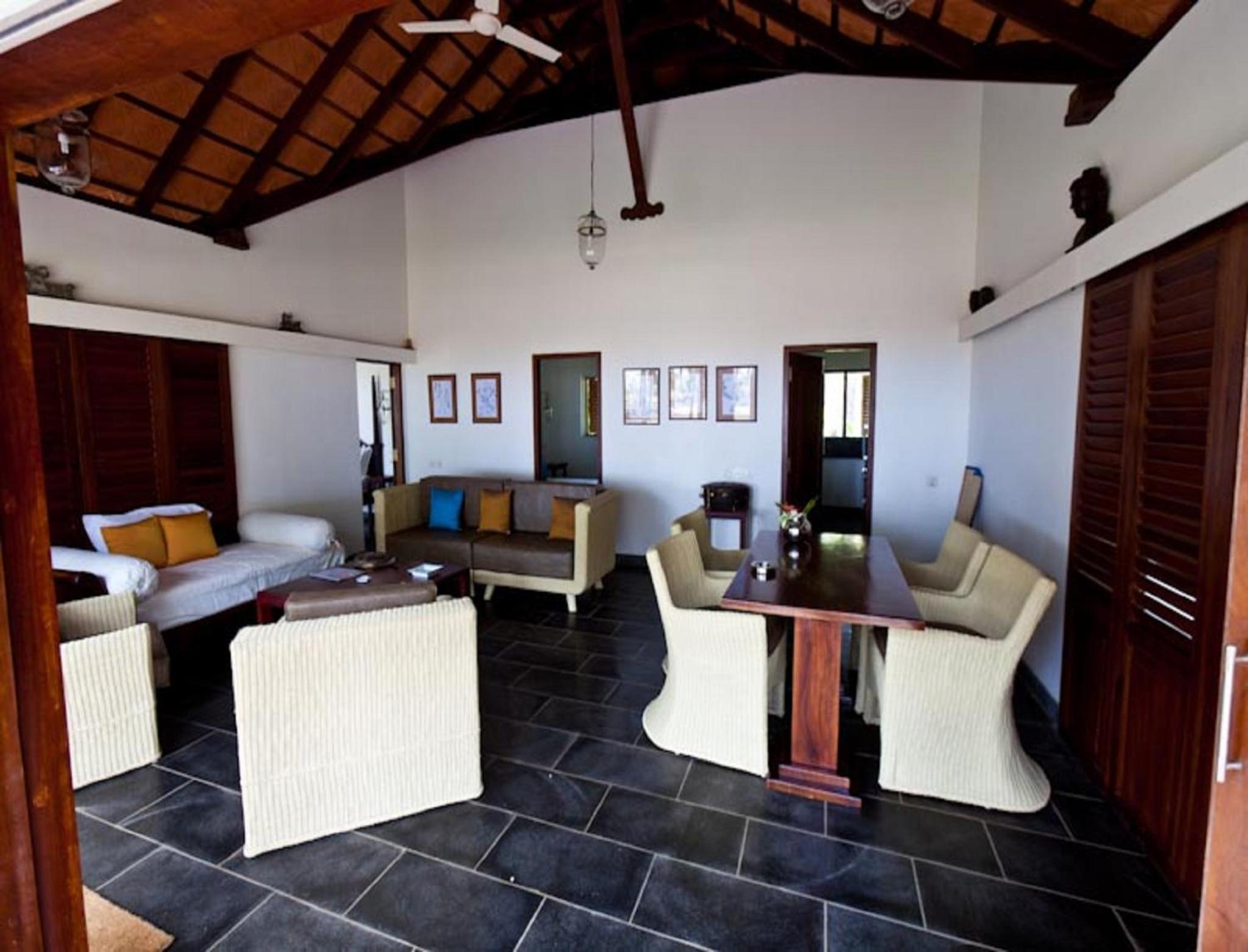 Family Cottage with Sea View