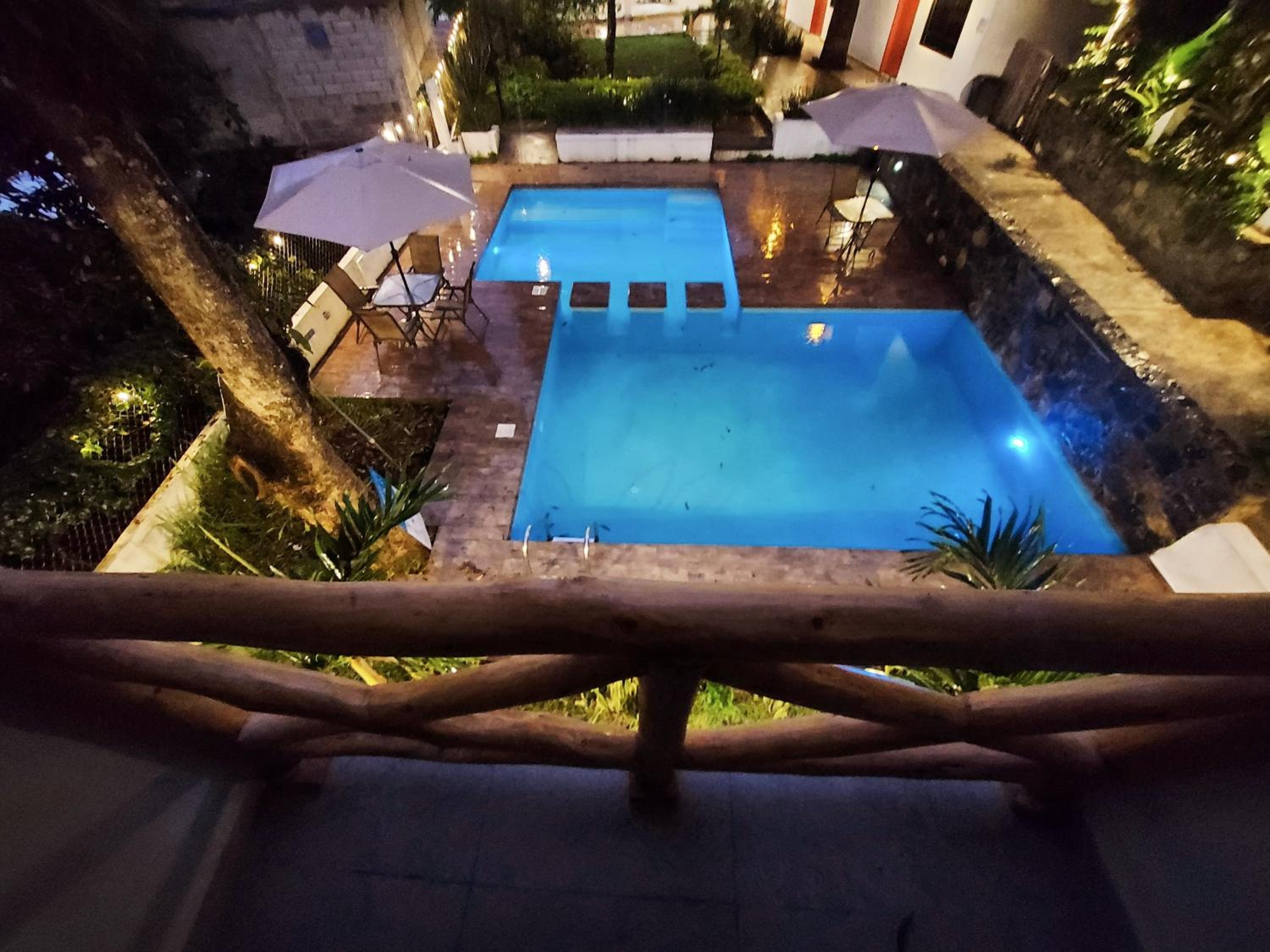 King Room with Pool View - Photo 2