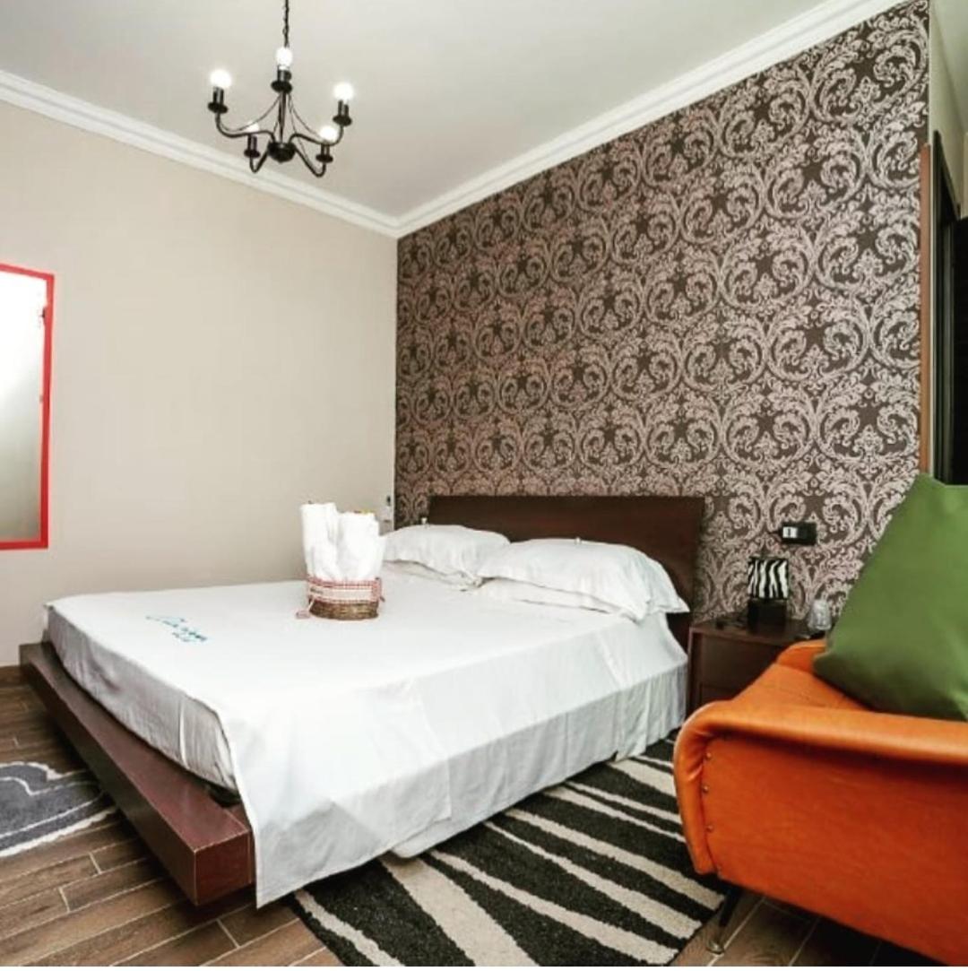 Large Double or Twin Room