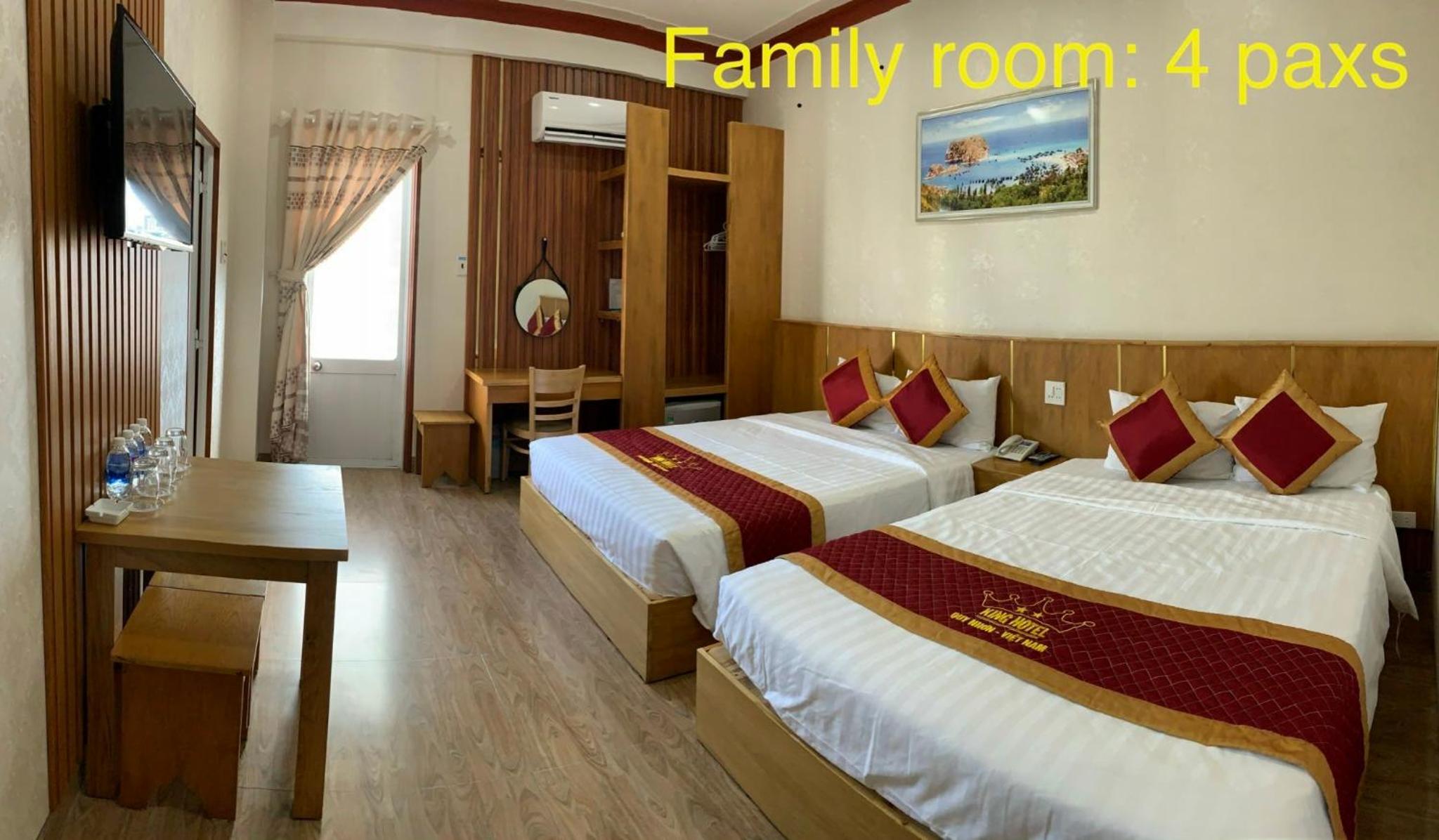 Quadruple Room with Balcony photo 1