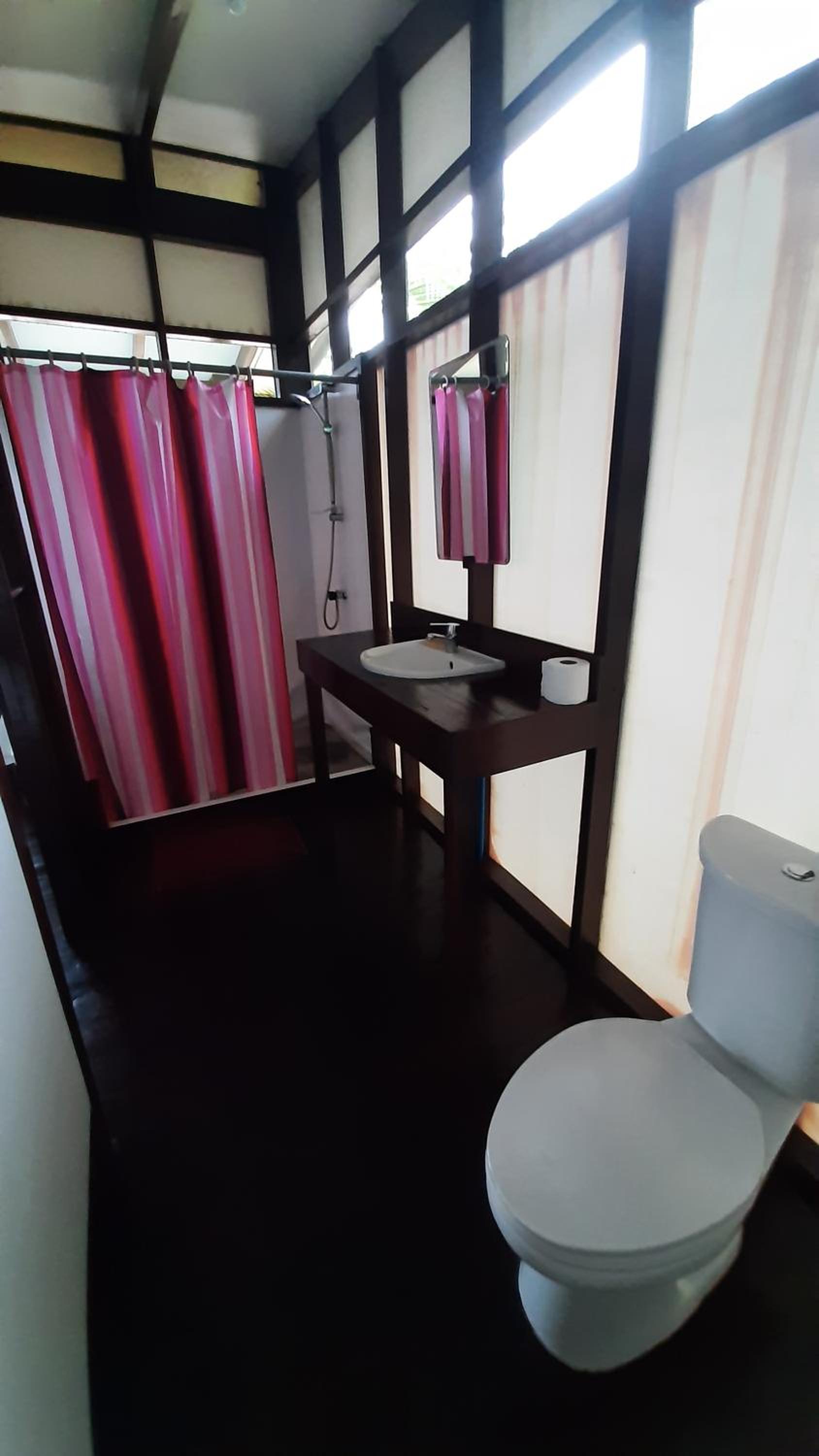 King Room with Sea View - Photo 4