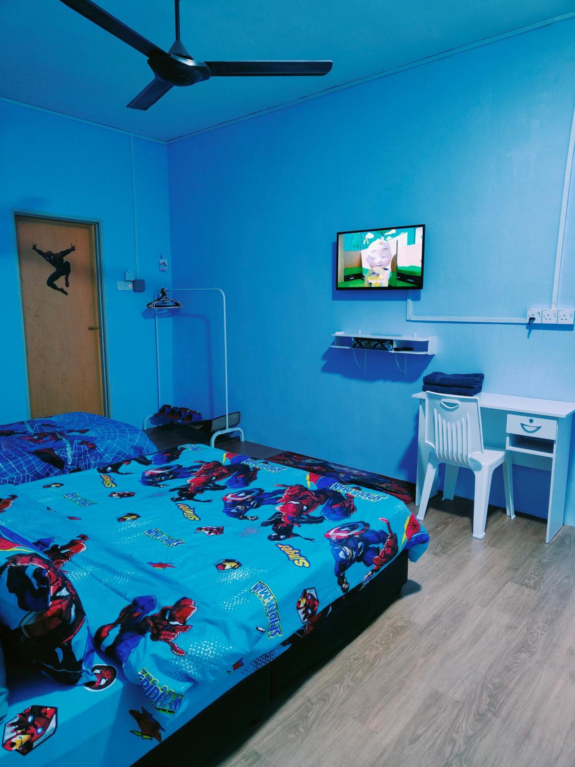 Queen Room photo 1