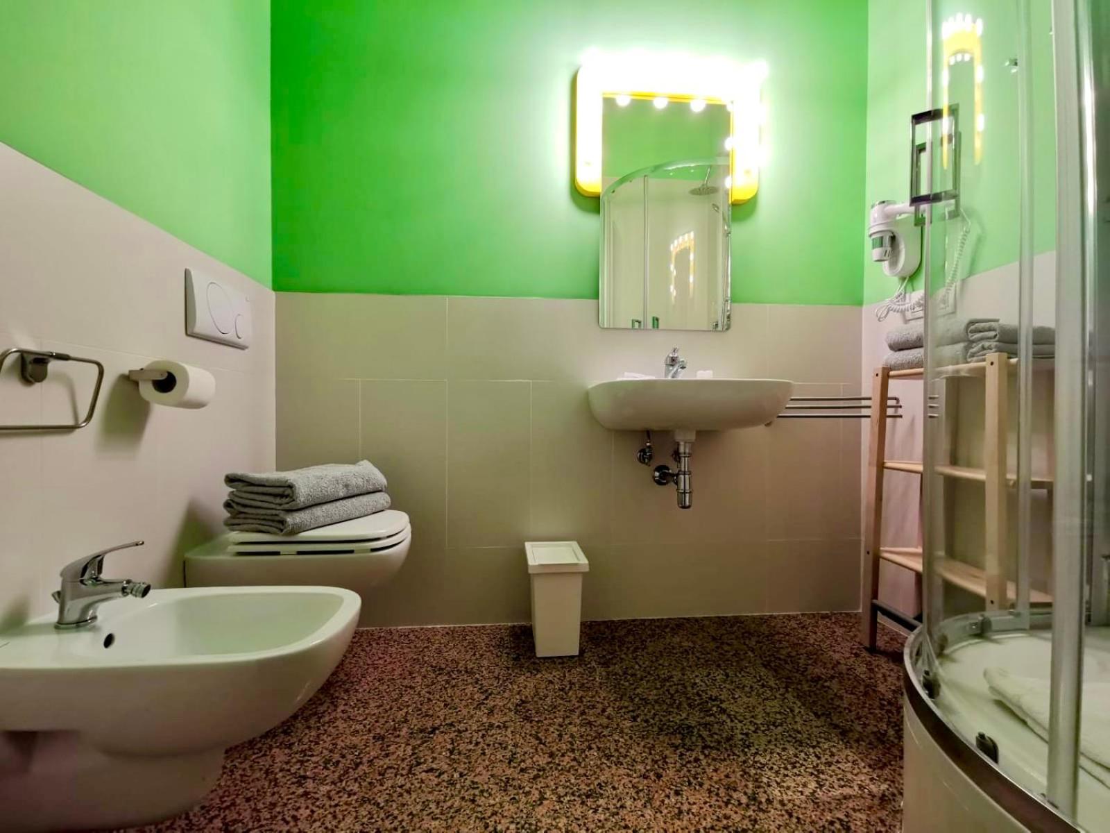 Classic Triple Room - Photo 7