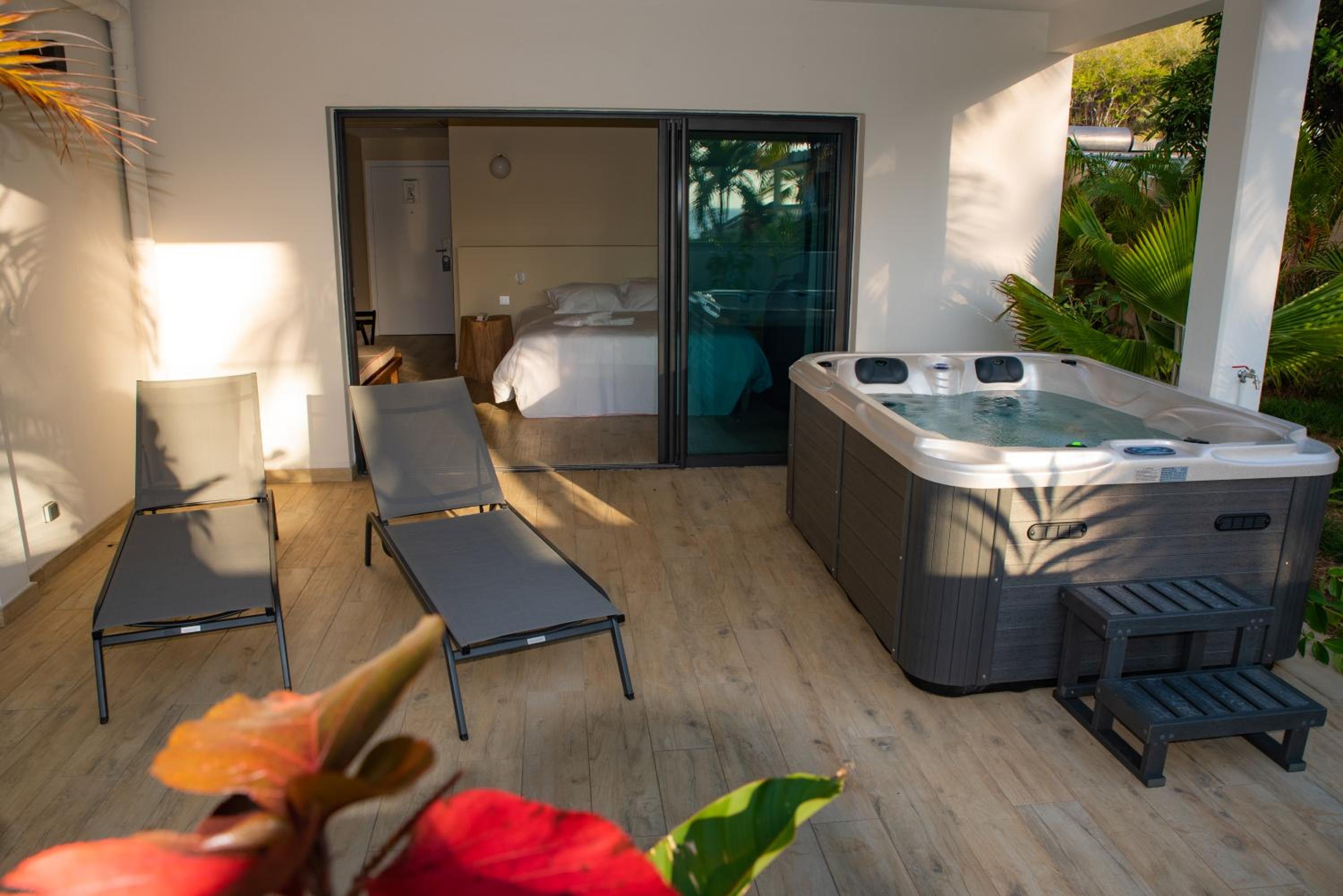 Tropicale Jacuzzi - Photo 8
