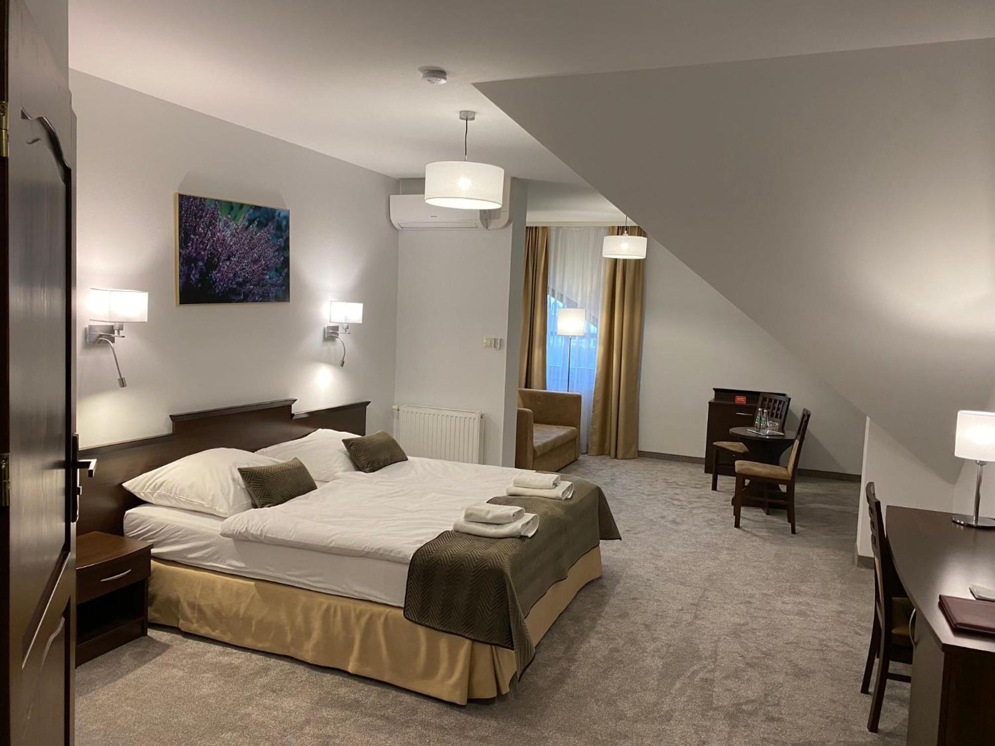 Double or Twin Room photo 1