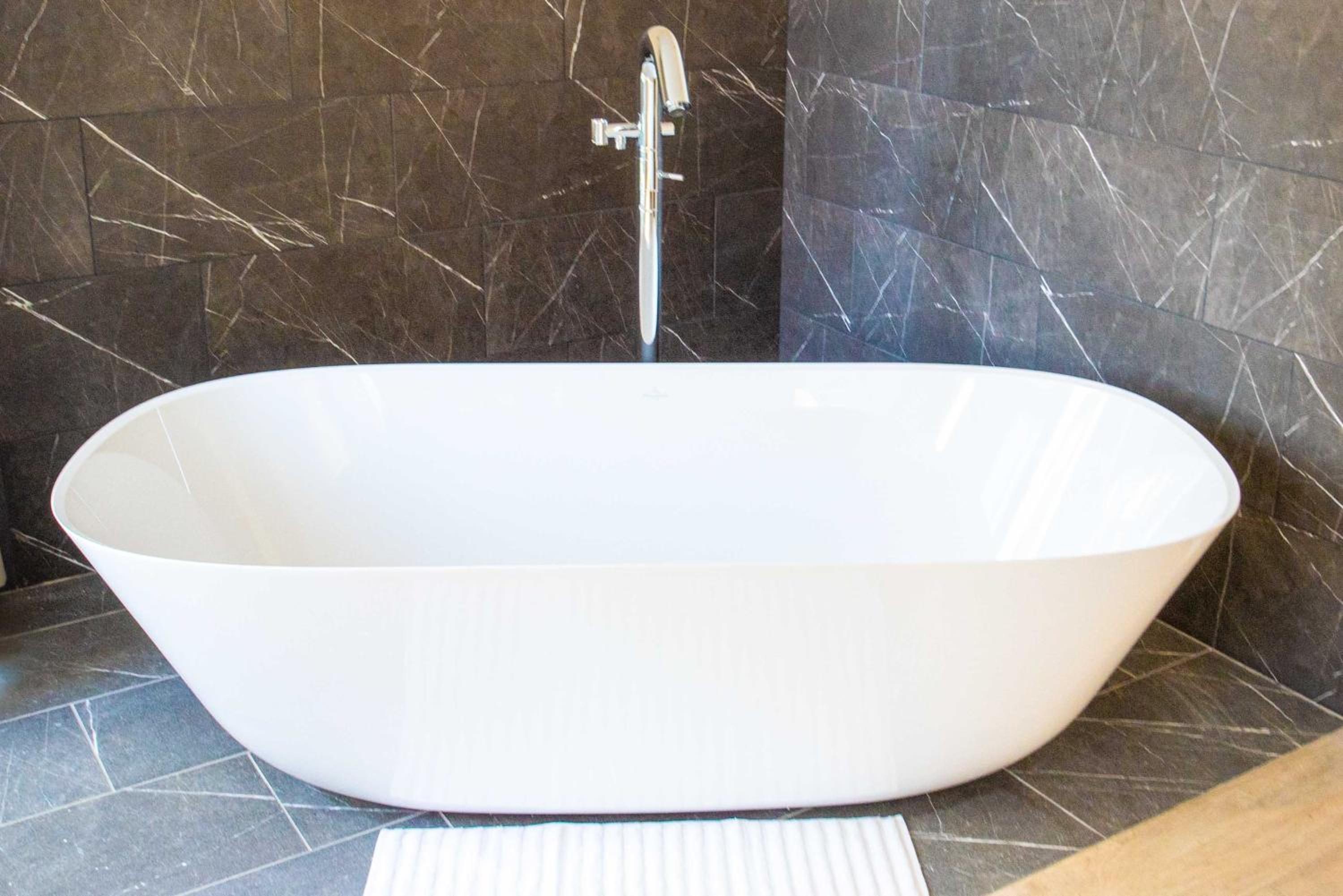 Supérieure avec Baignoire - Photo 4