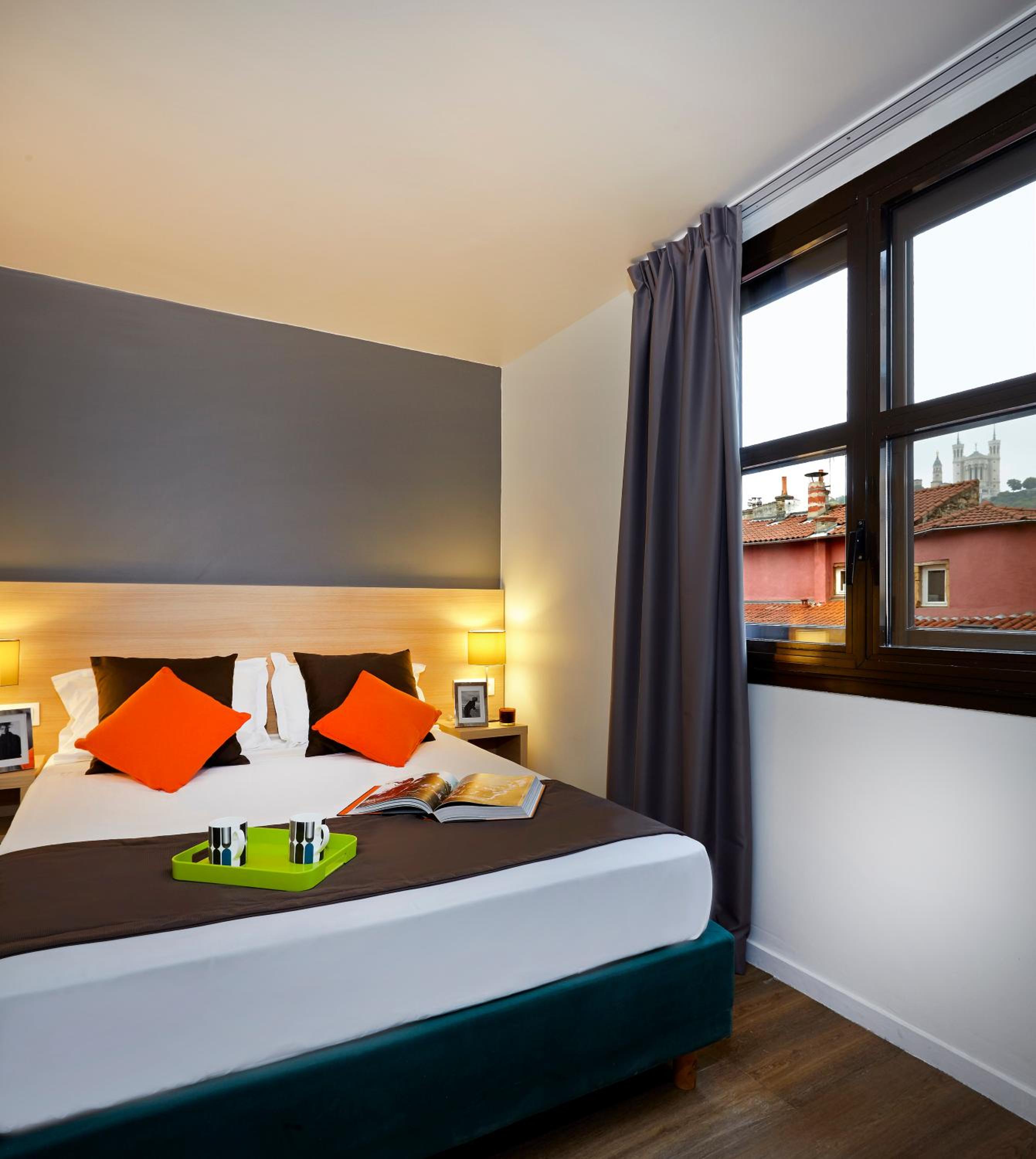 One-Bedroom Apartment without Air Conditioning - Photo 4