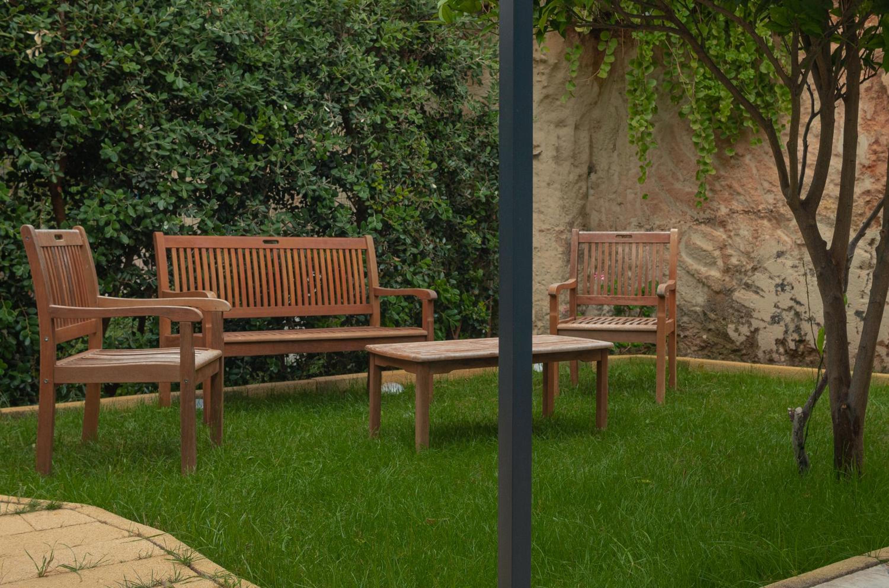 Double Room with Garden View - Photo 15