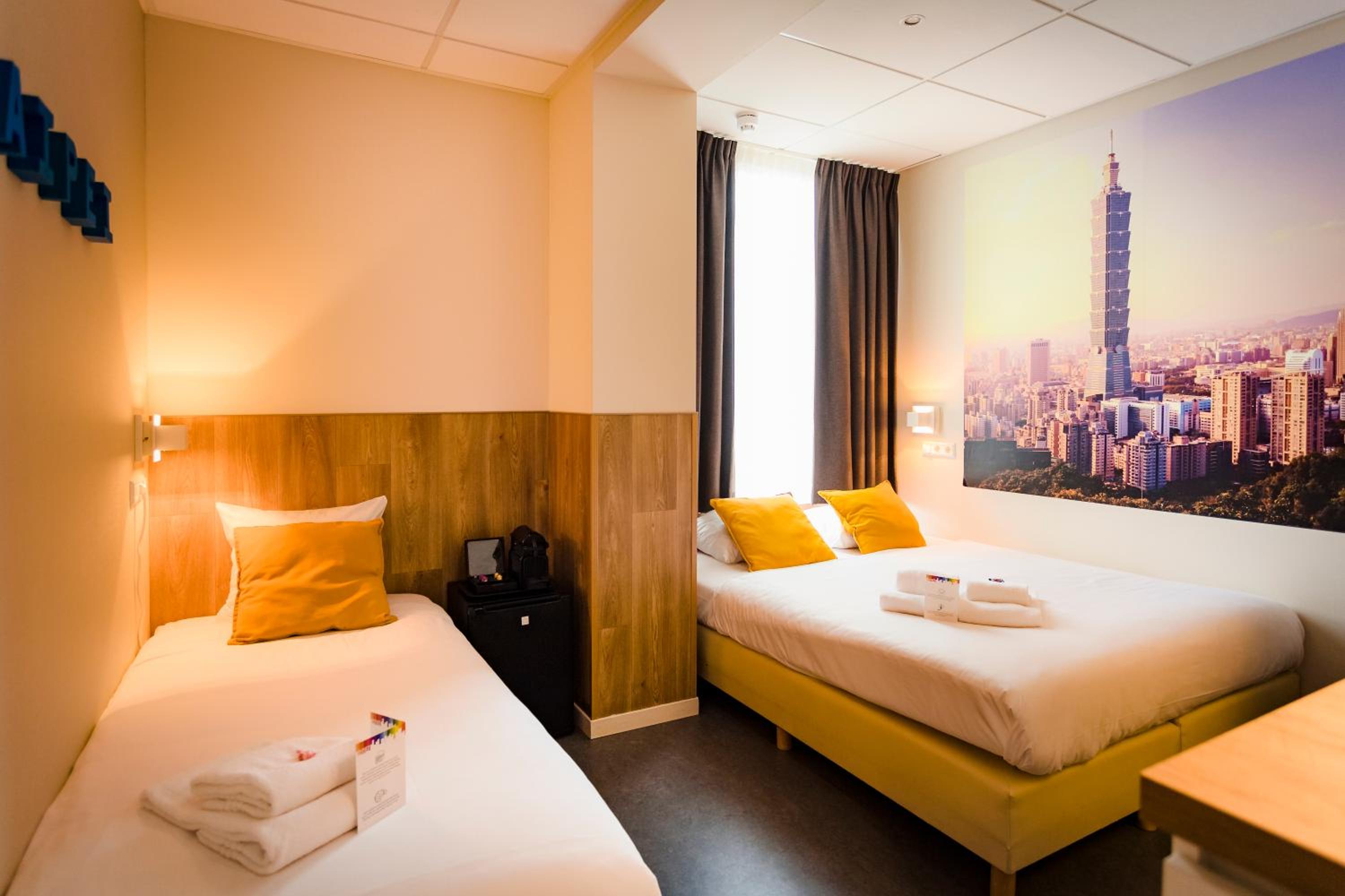 Small Triple Room (including free parking) photo 2