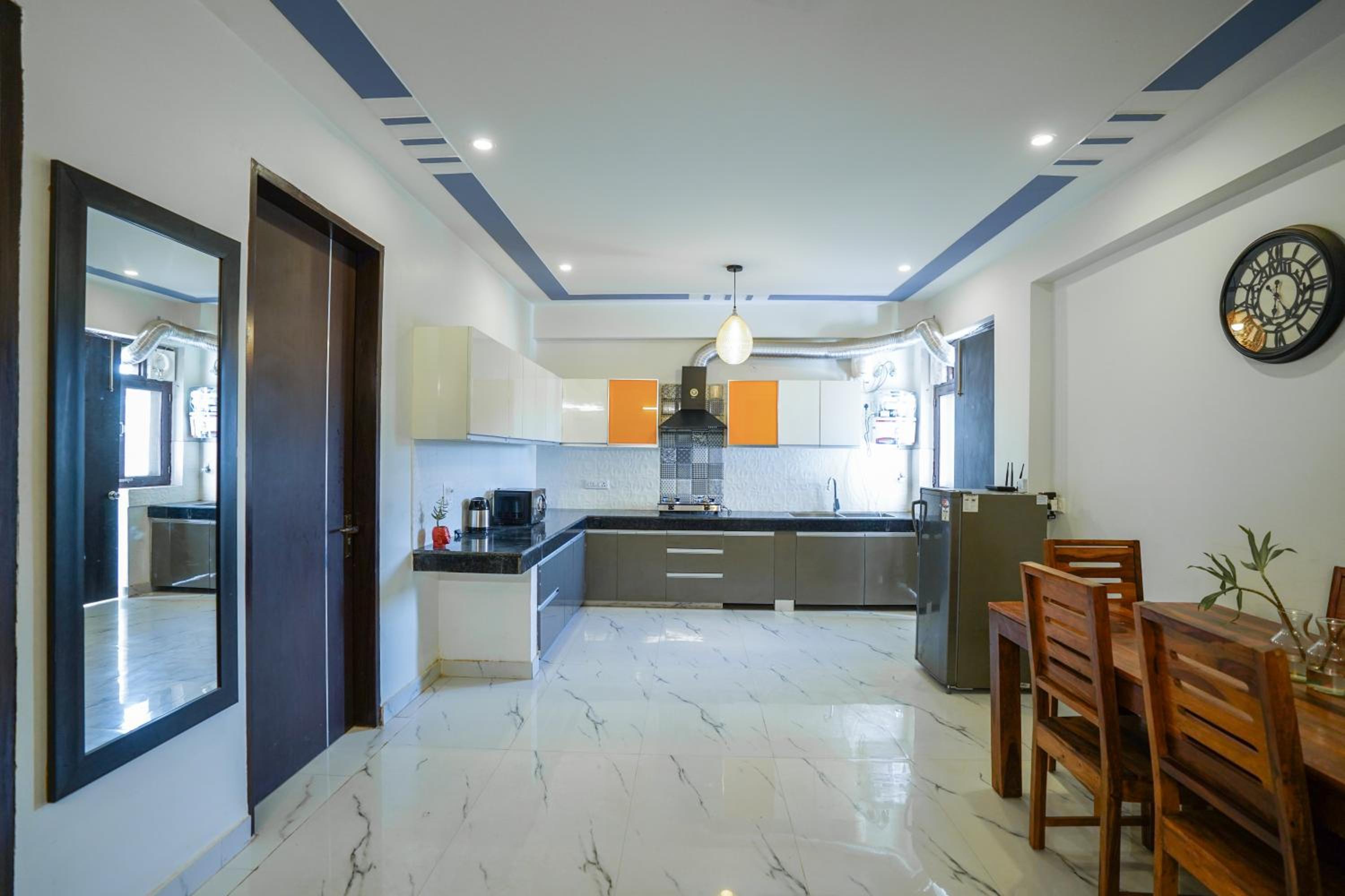 Two-Bedroom Apartment - Photo 41