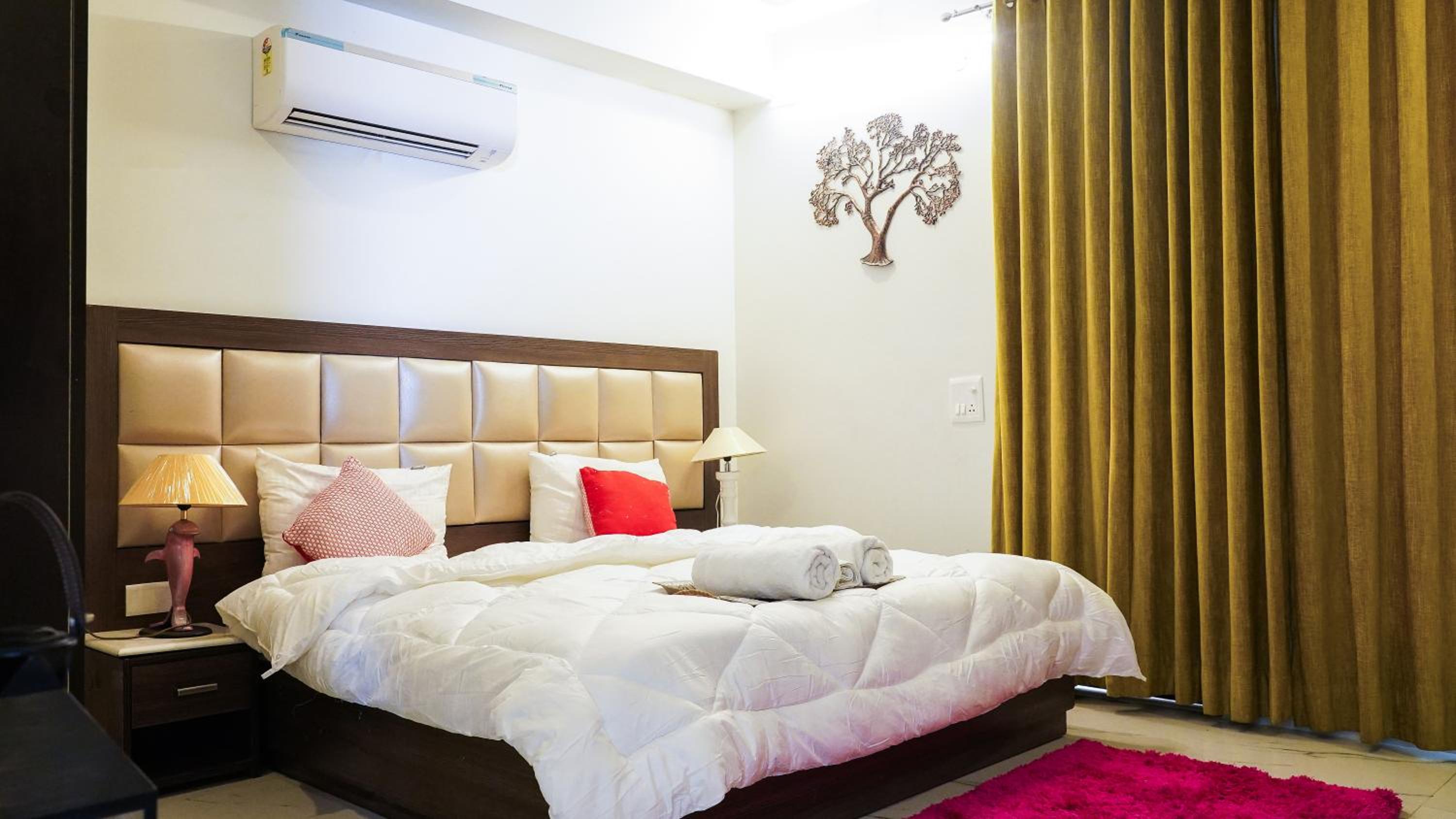 Two-Bedroom Apartment - Photo 1