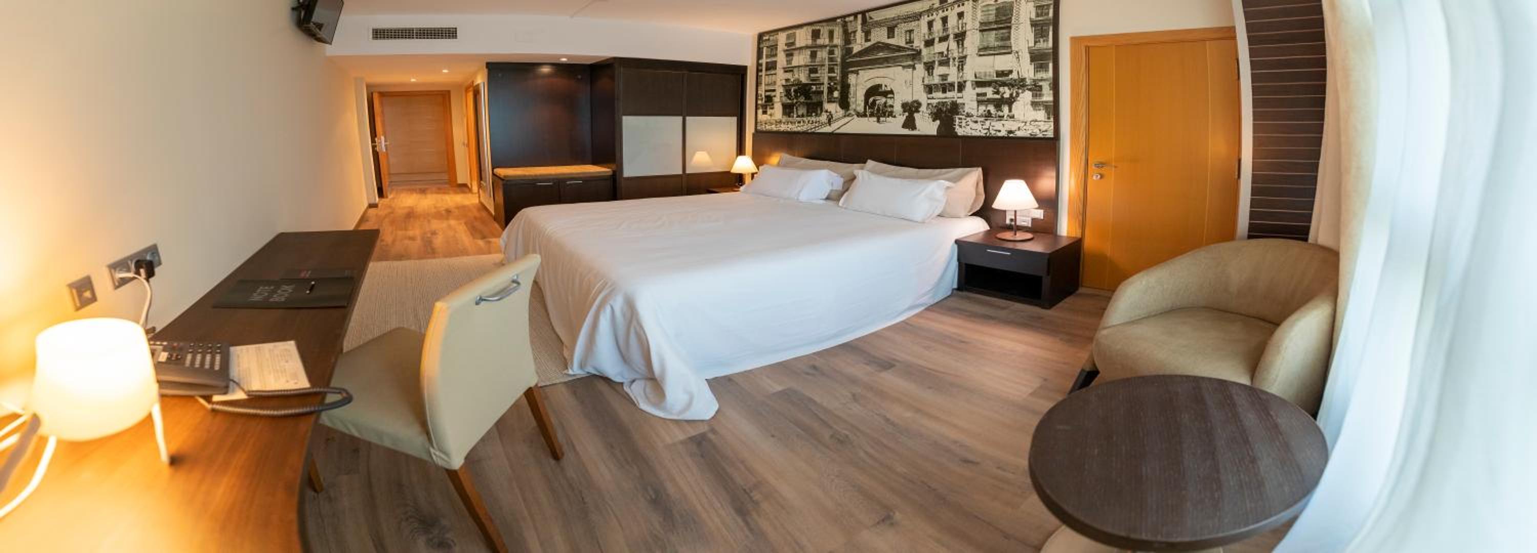 Double Room - Photo 5