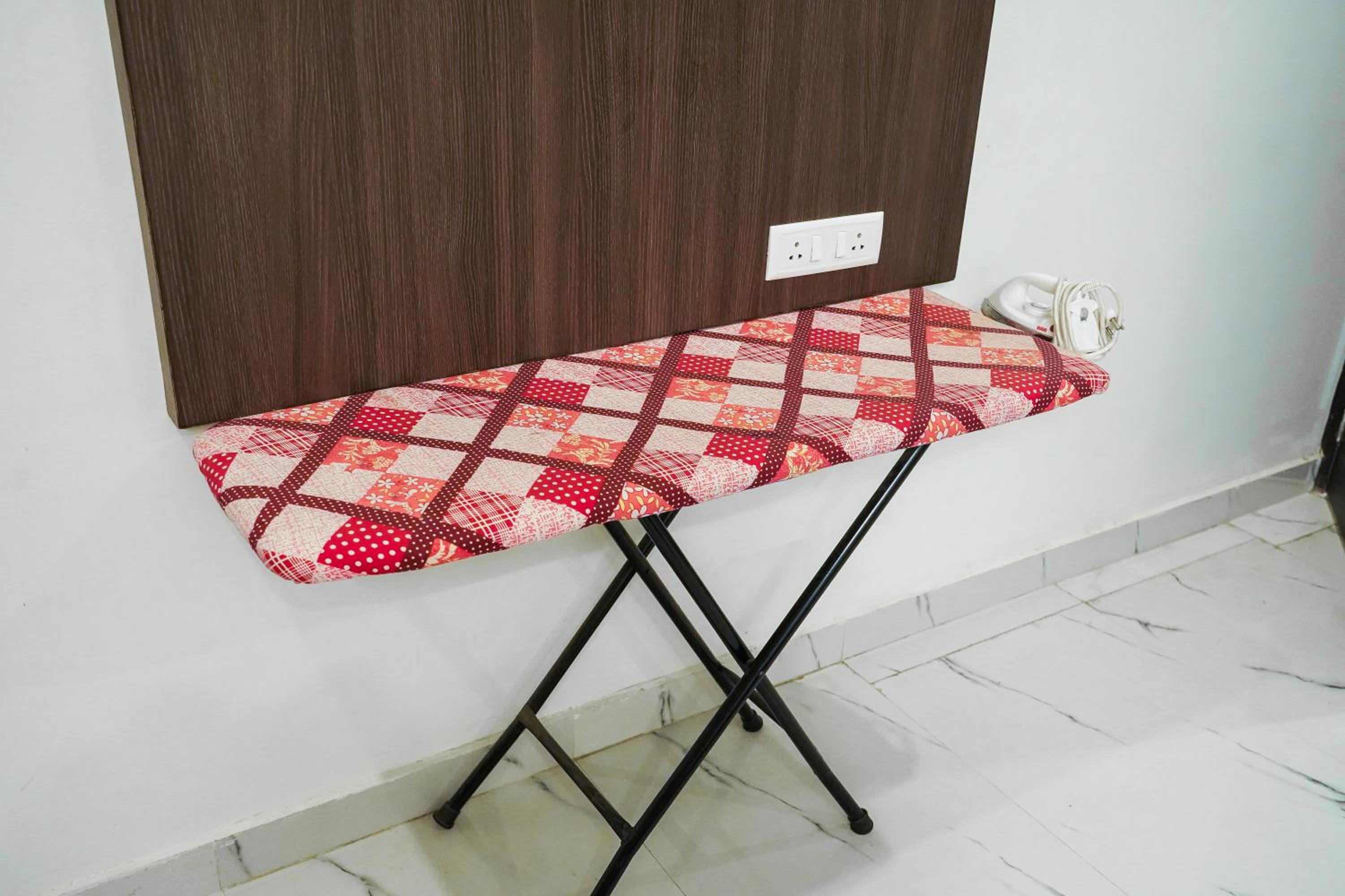 Two-Bedroom Apartment - Photo 9