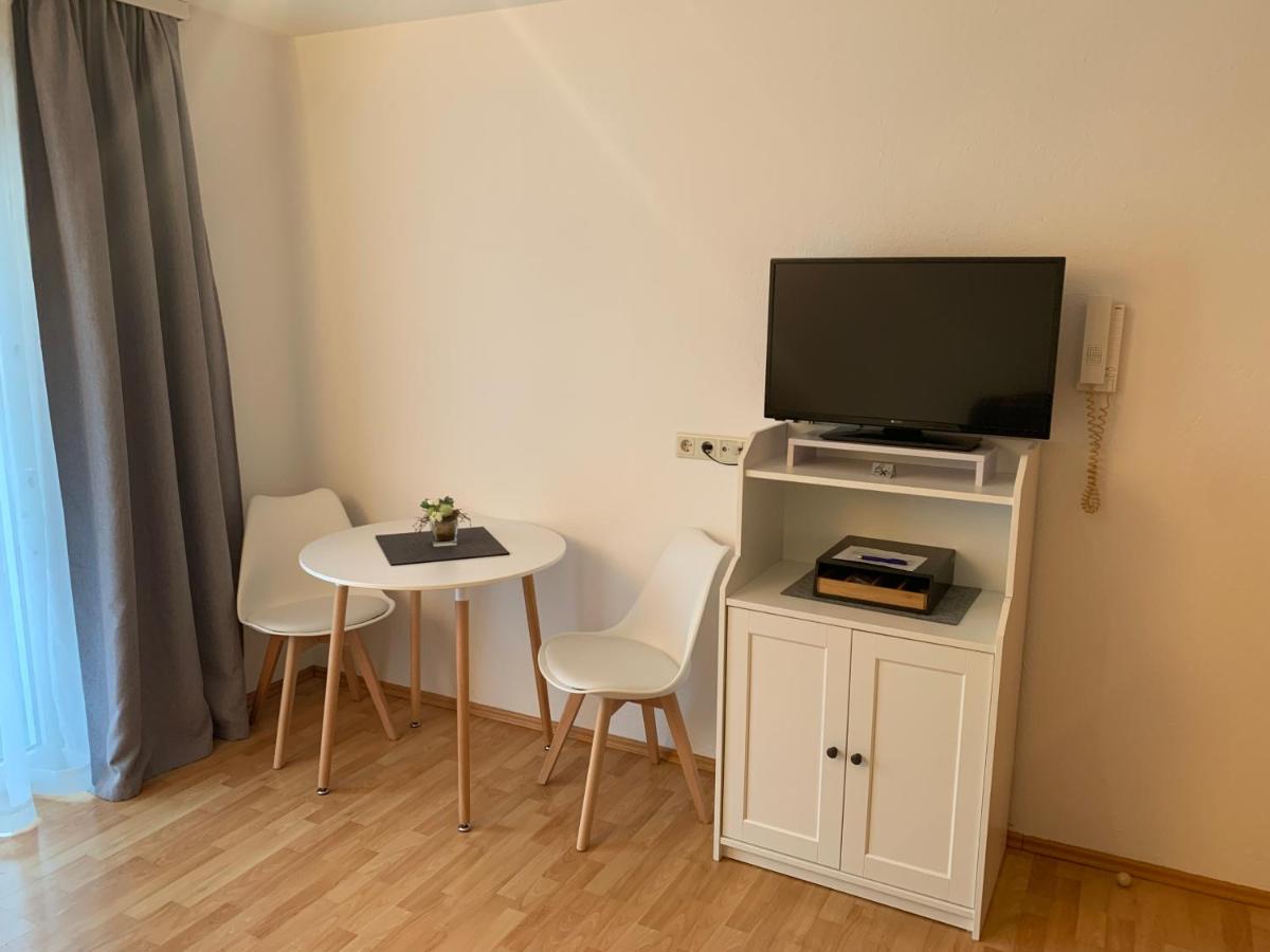 Apartment with Terrace photo 3