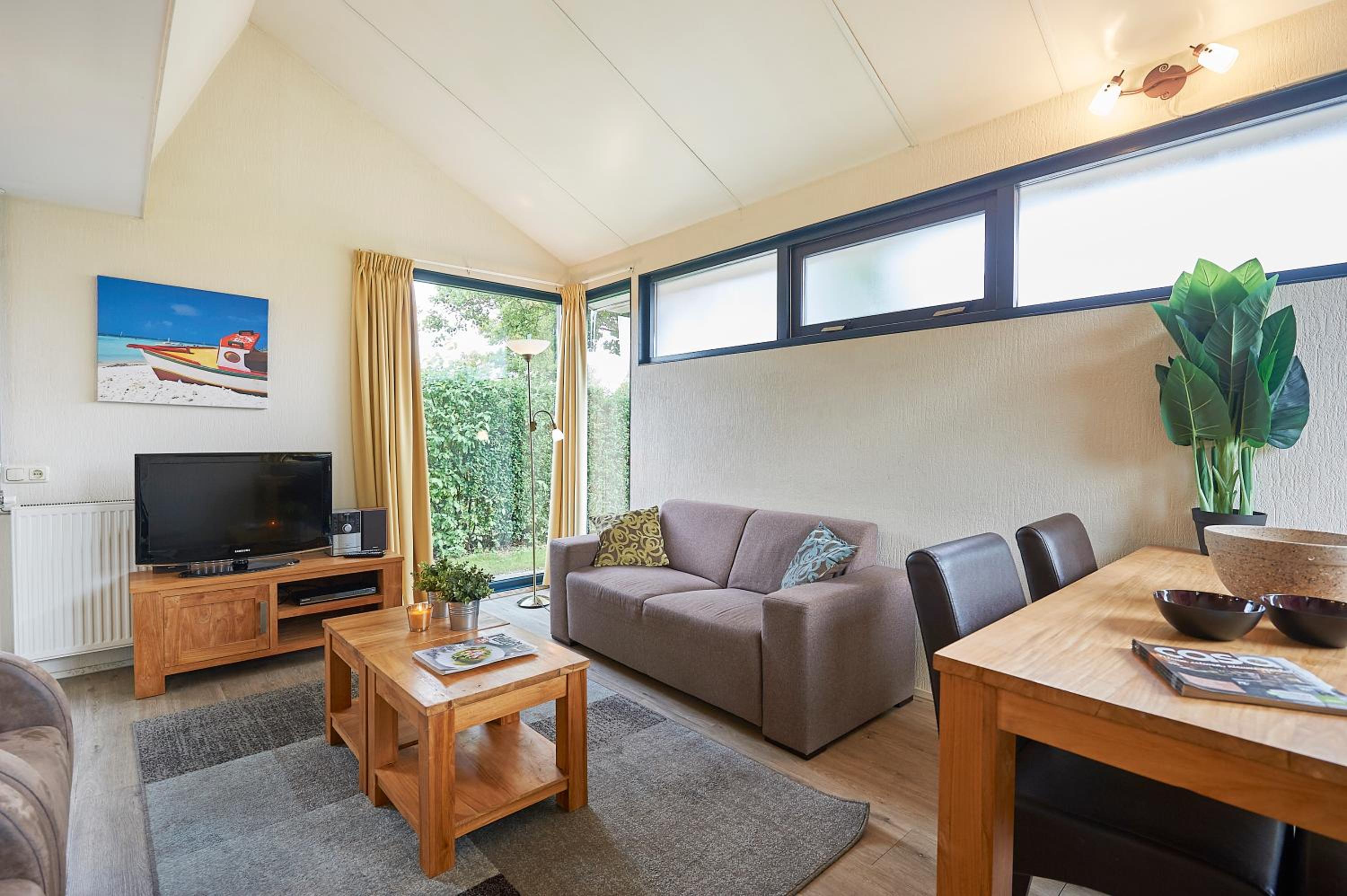 Standard Bungalow photo 1
