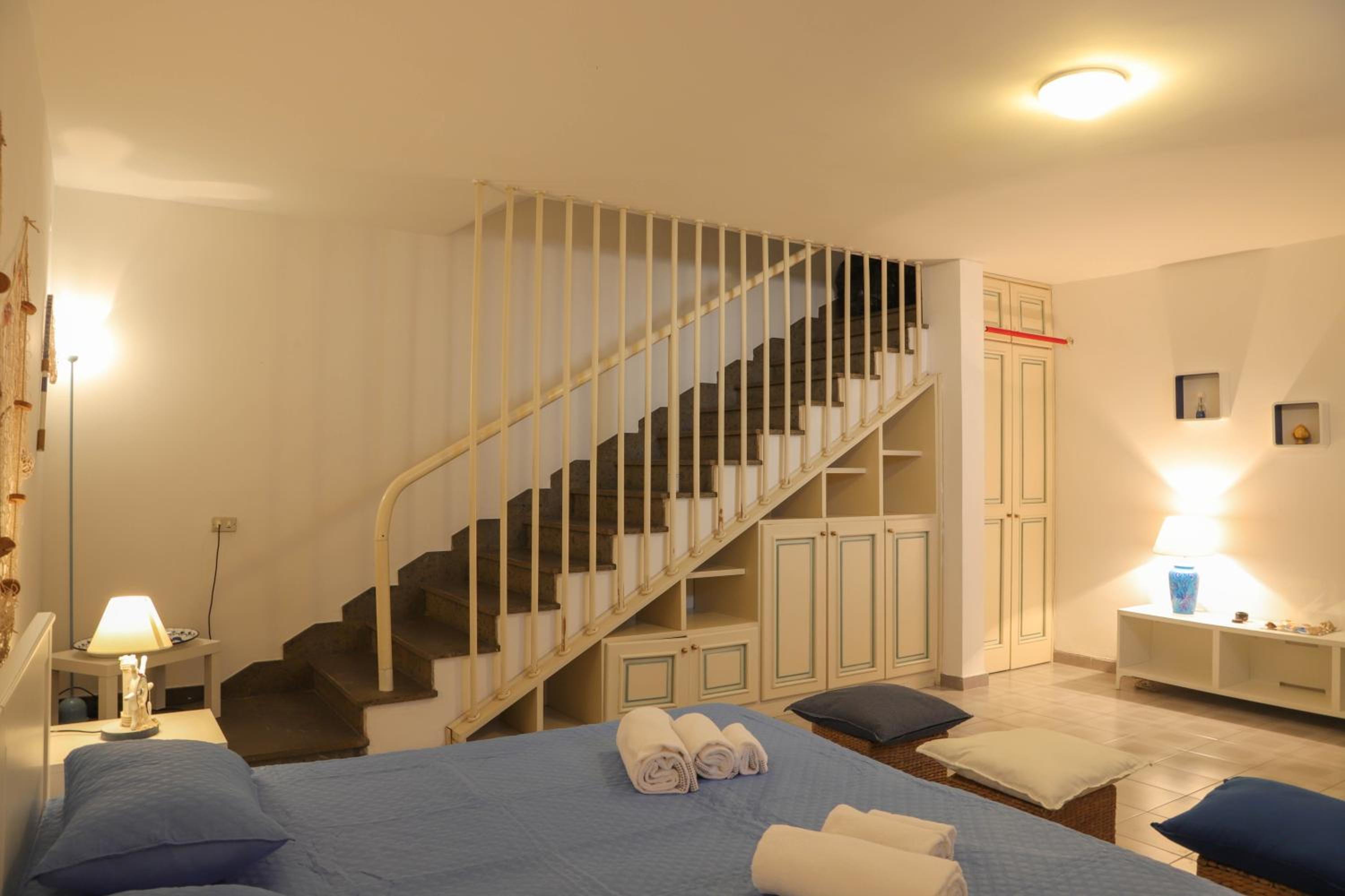 Three-Bedroom Apartment photo 1