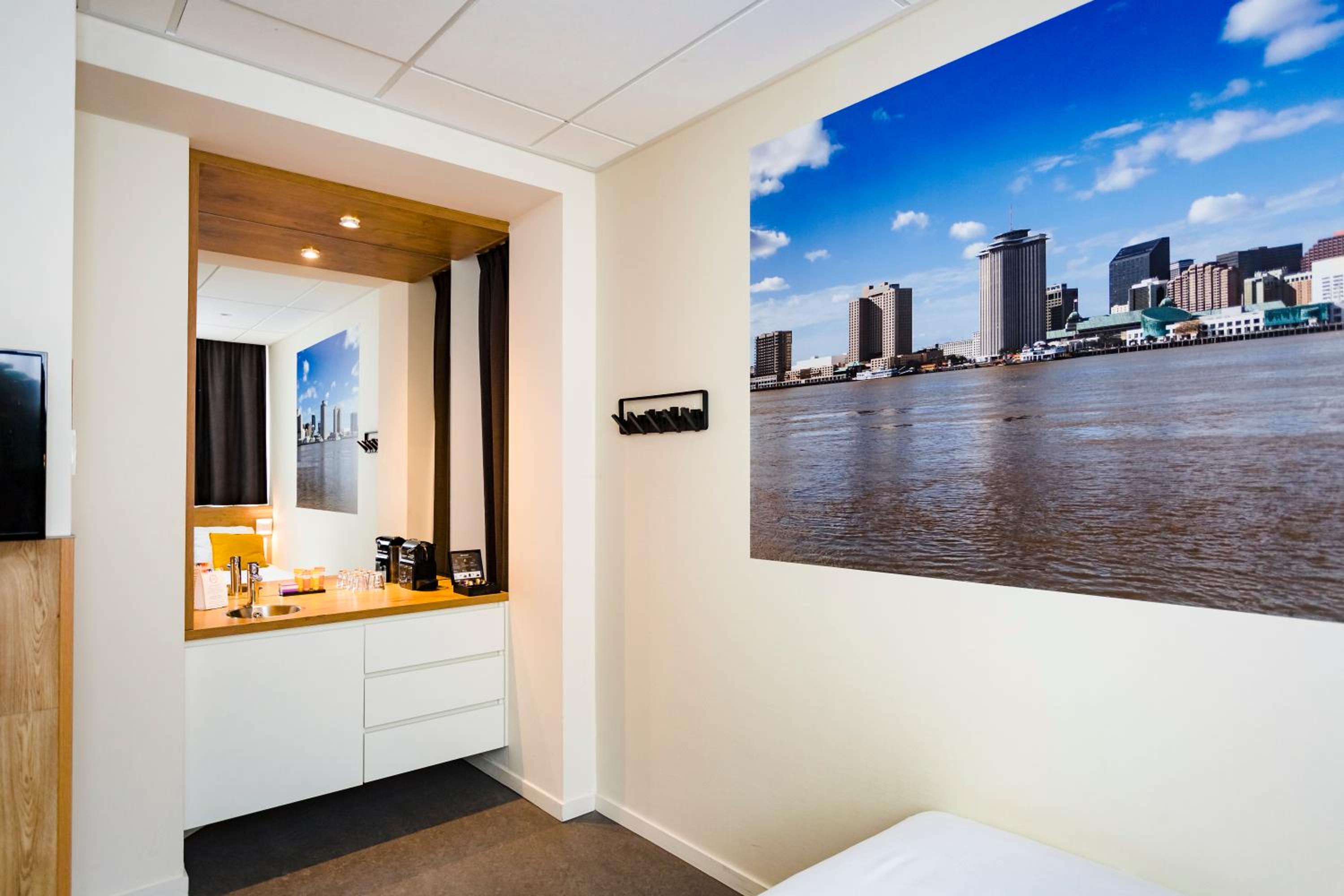 Small Triple Room (including free parking) photo 1