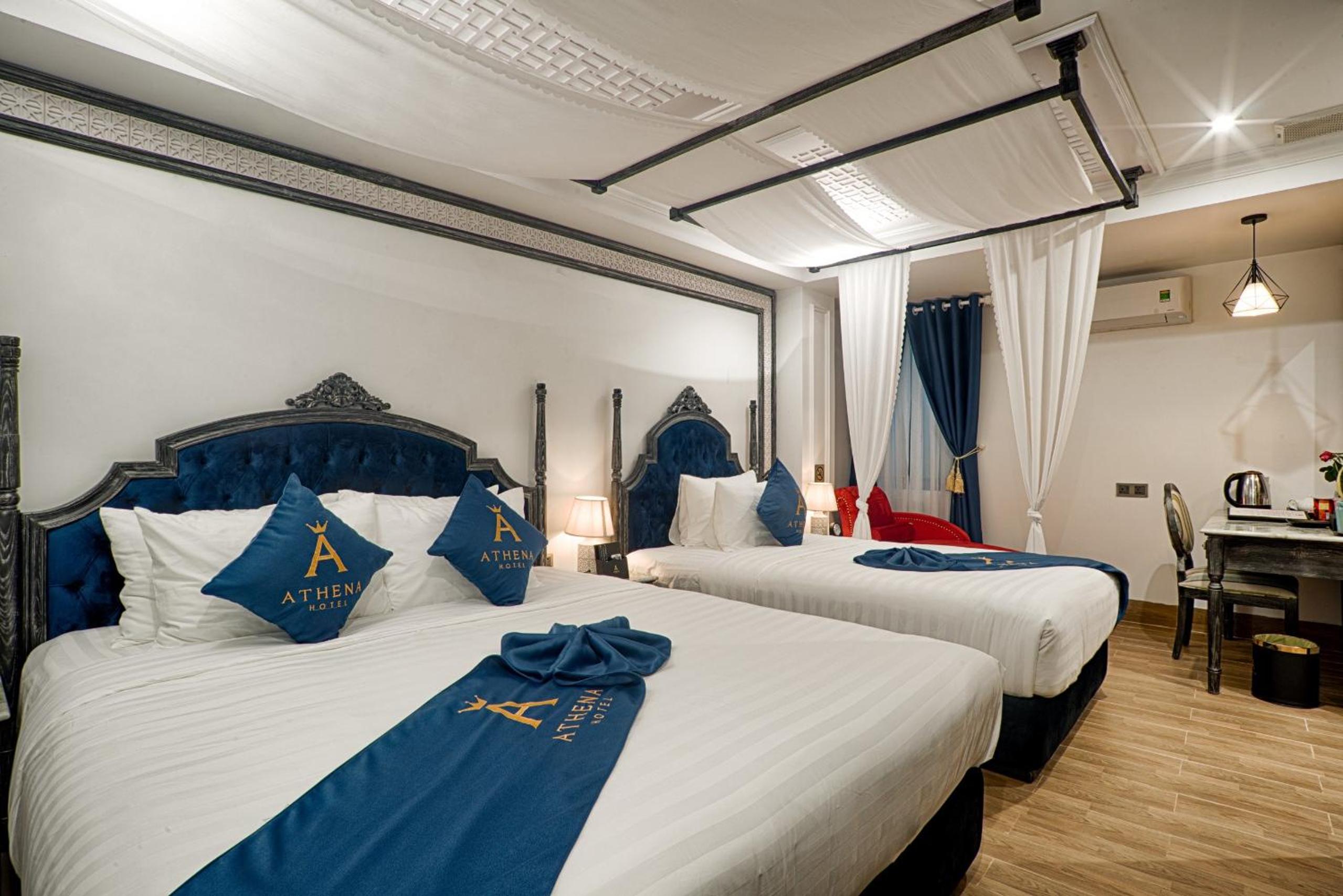 Superior King Room photo 1