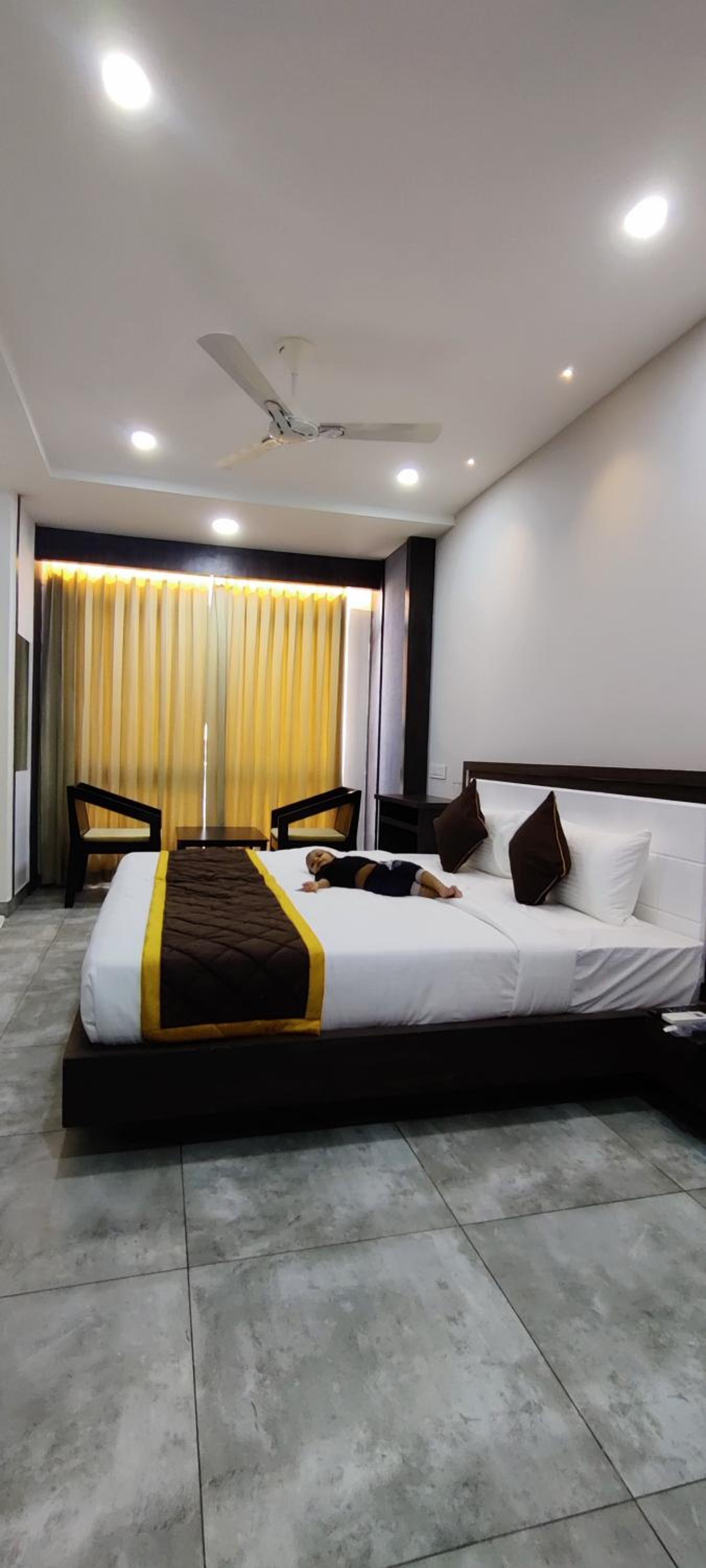 Double Room - Photo 5