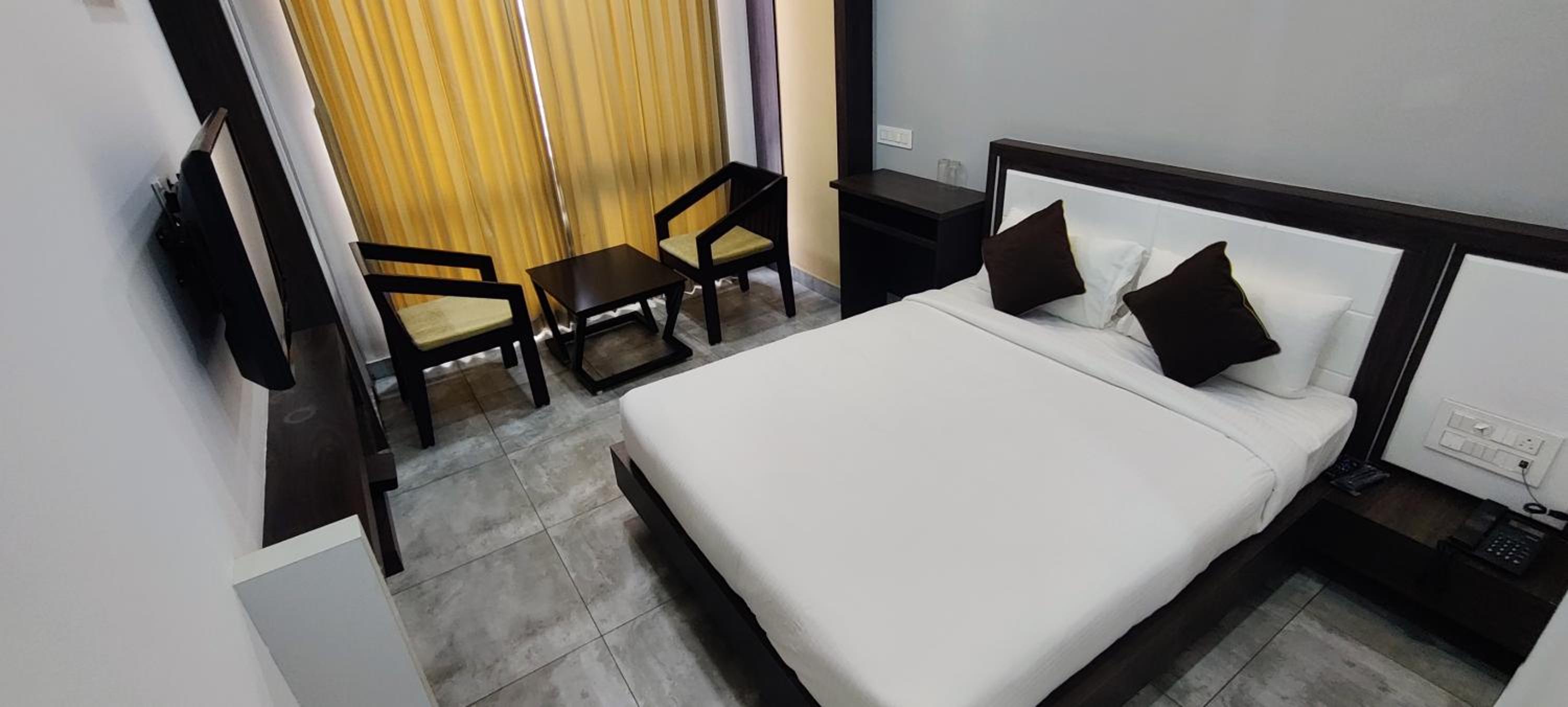 Double Room - Photo 4