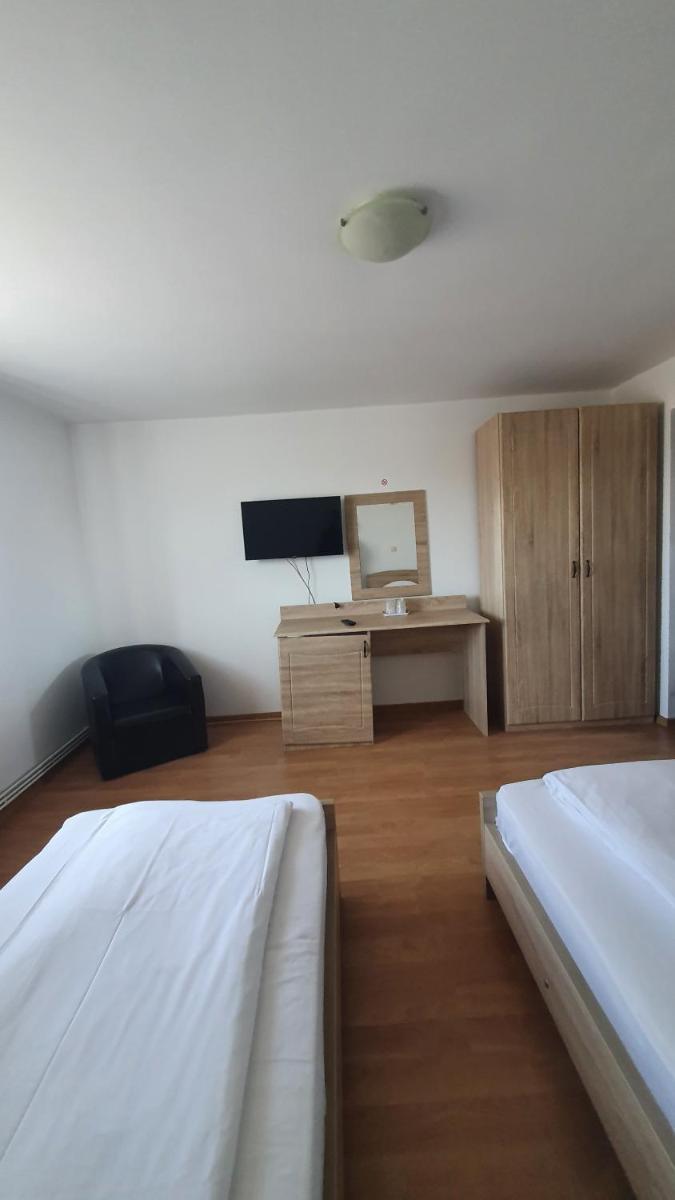 Twin Room photo 2