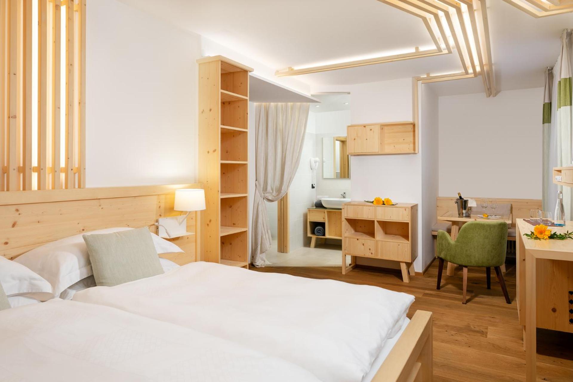 Superior Double Room - Photo 1