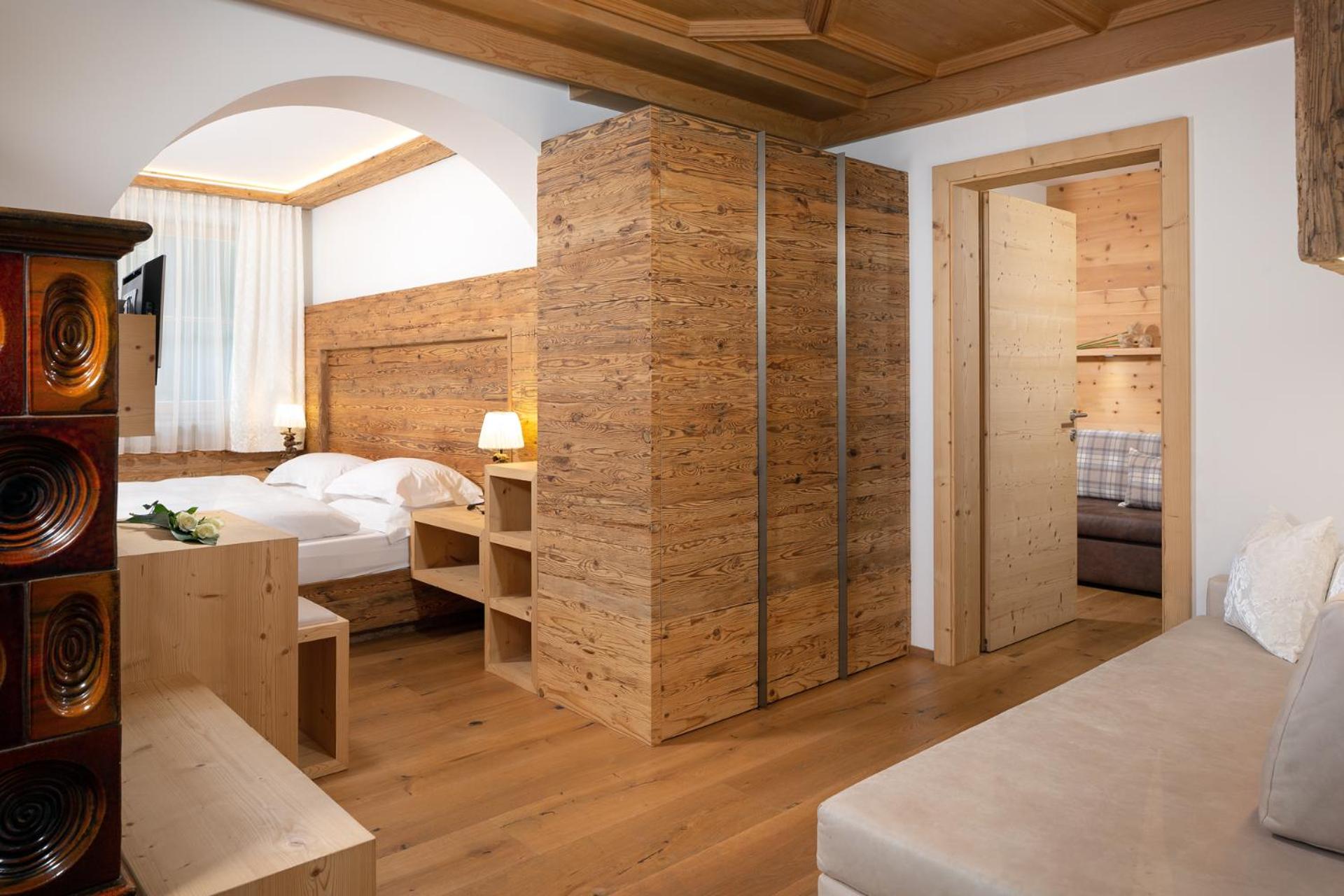 Deluxe Triple Room - Photo 9