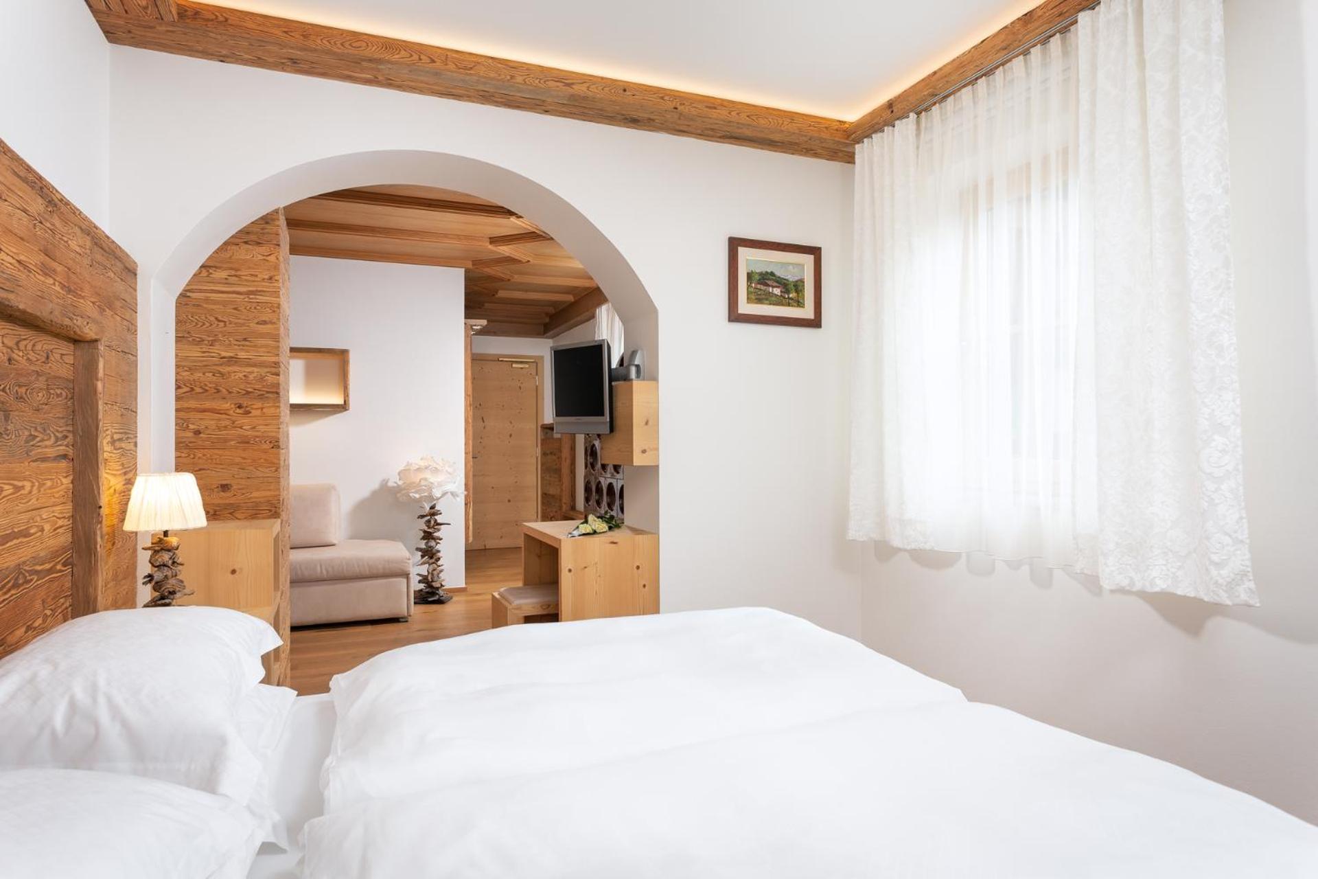 Deluxe Triple Room - Photo 2