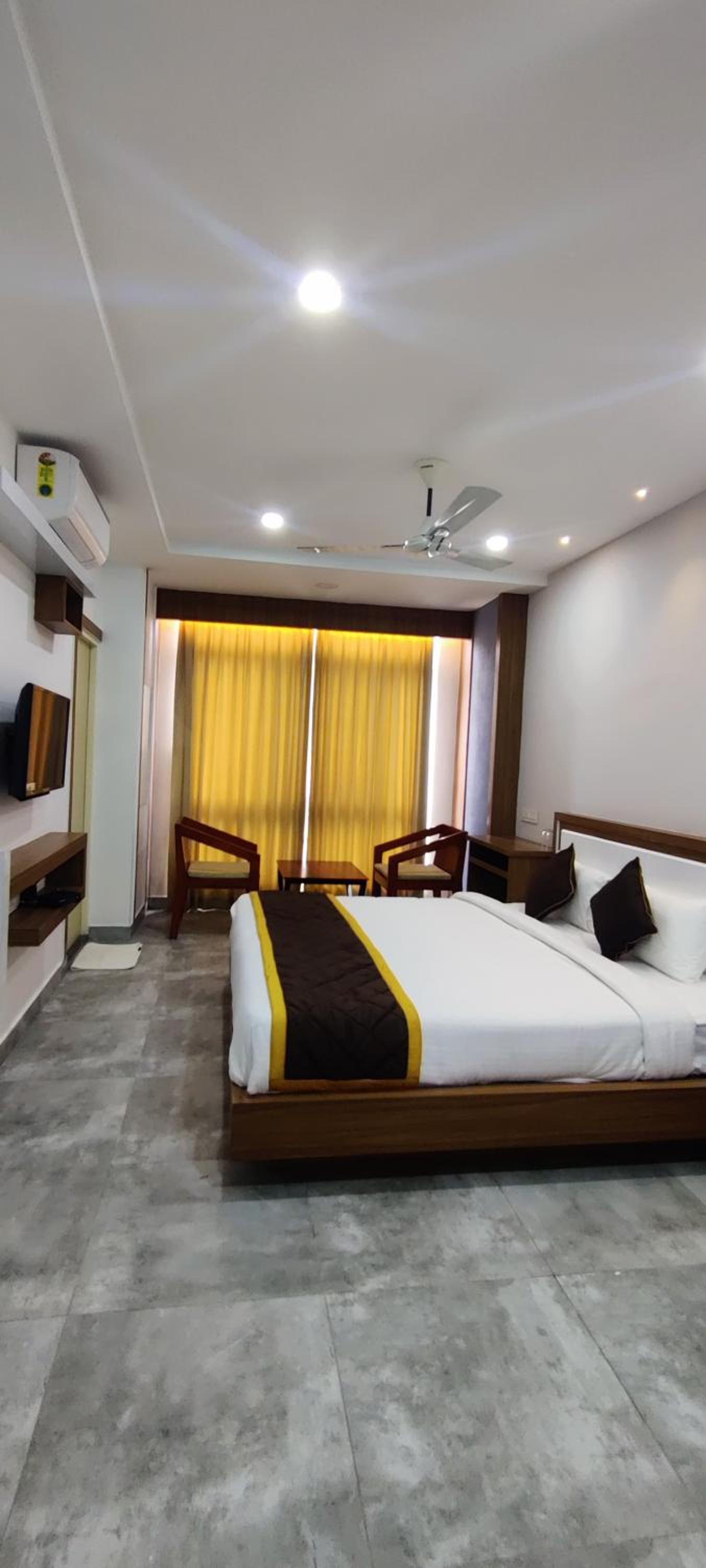Superior Queen Room