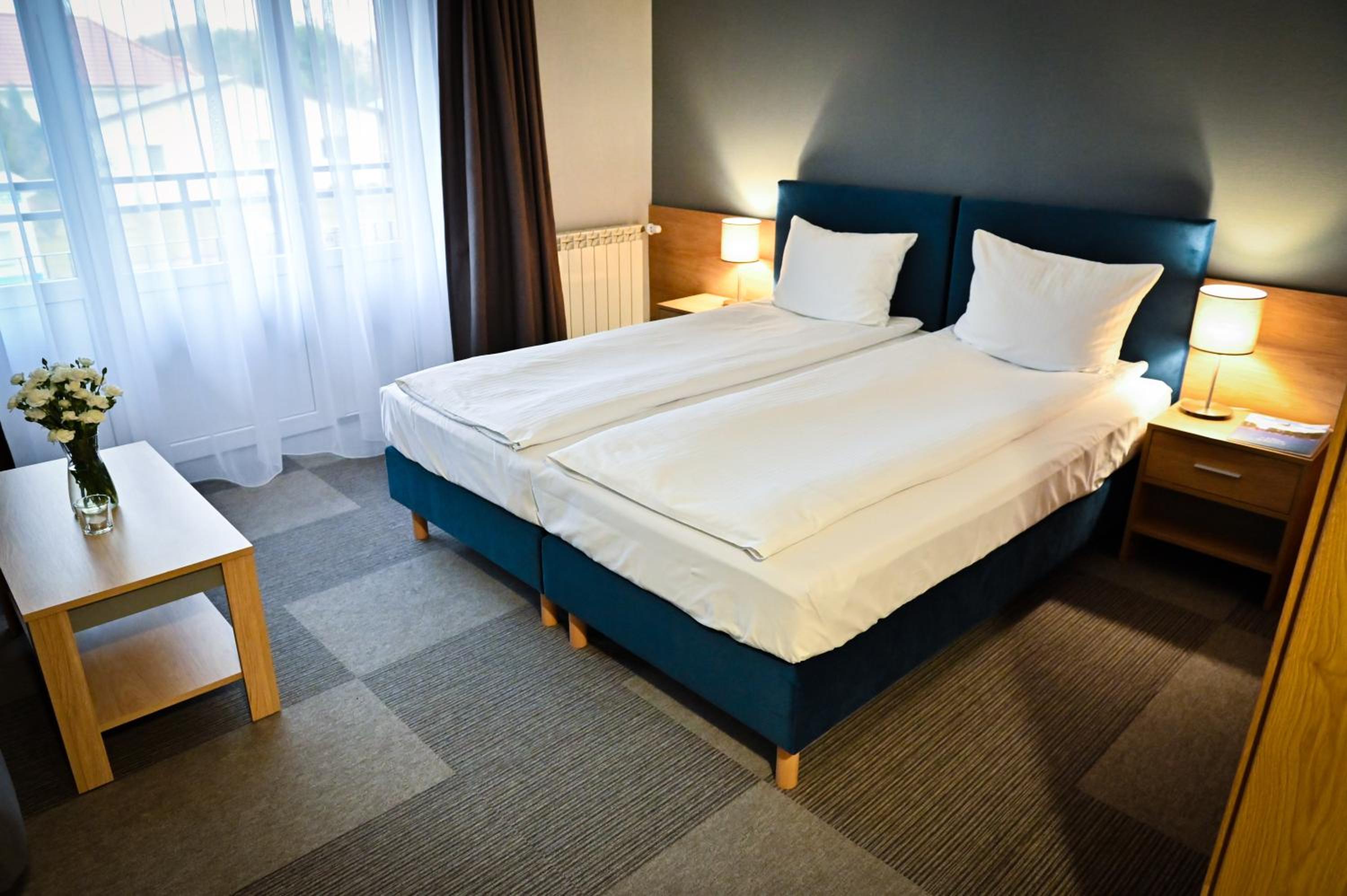 Standard Triple Room - Photo 4