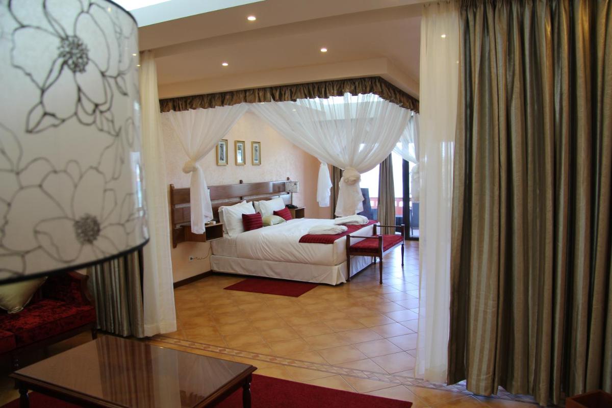 Queen Room with Sea View photo 1