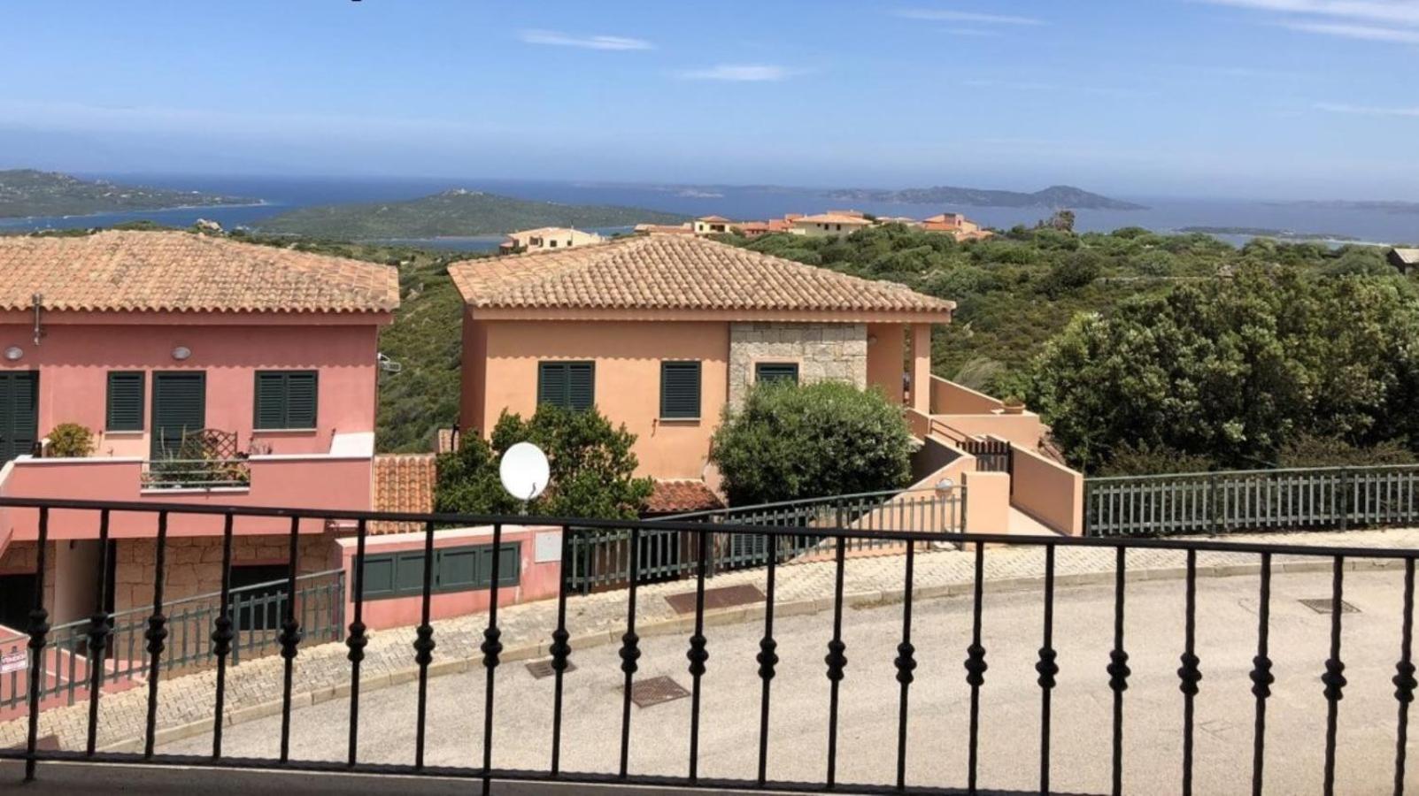 Apartment with Sea View photo 2