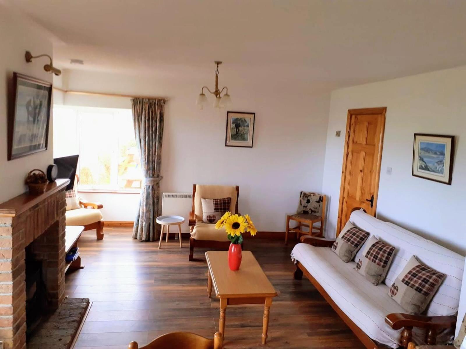 Three-Bedroom House photo 1