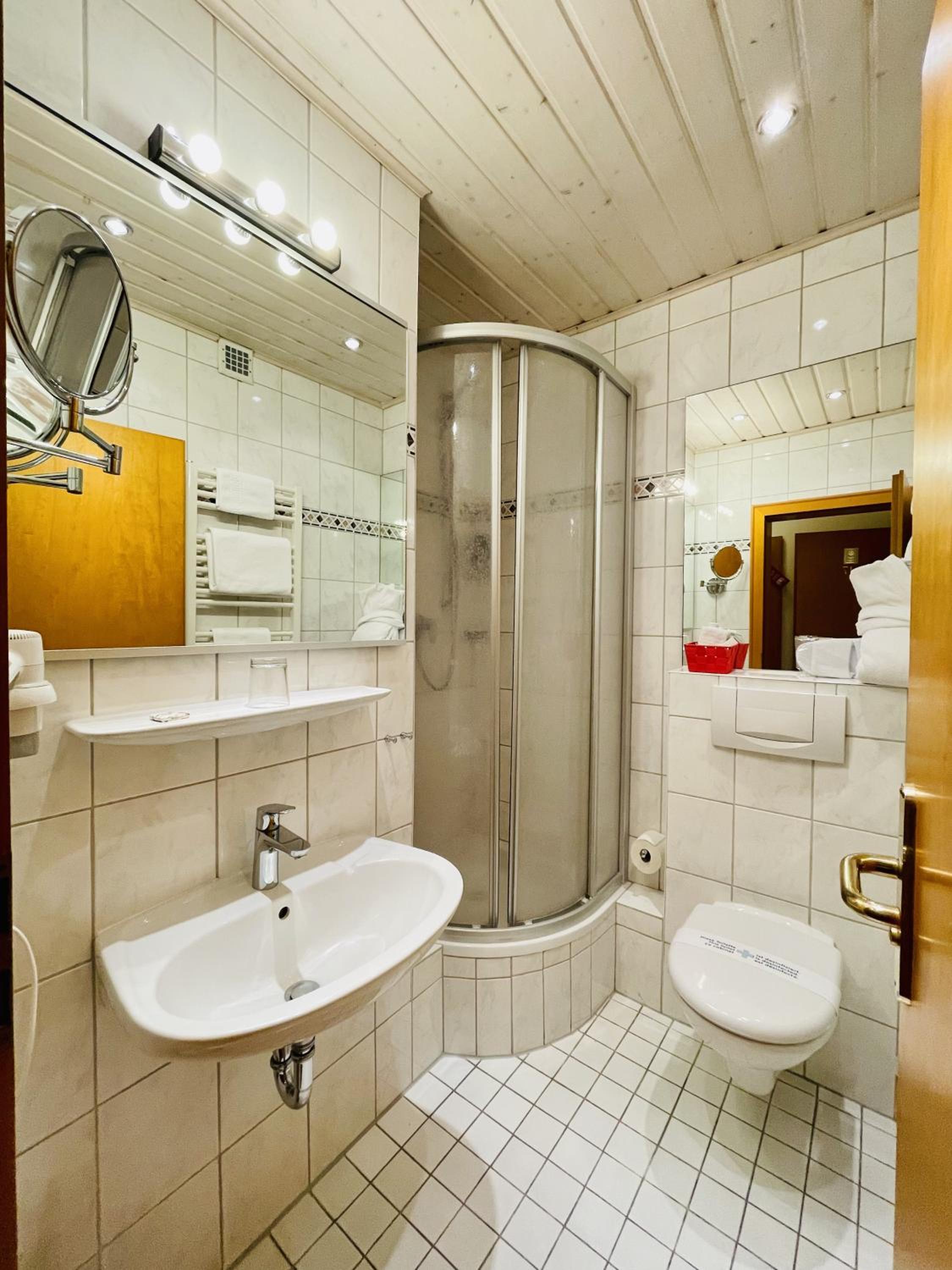 Standard Single Room photo 3