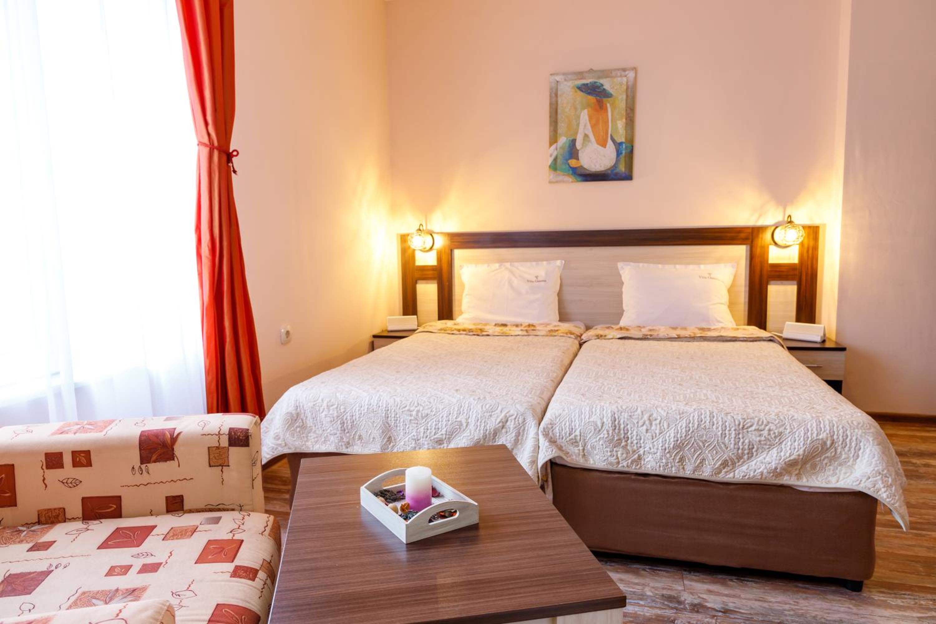 Double or Twin Room photo 2