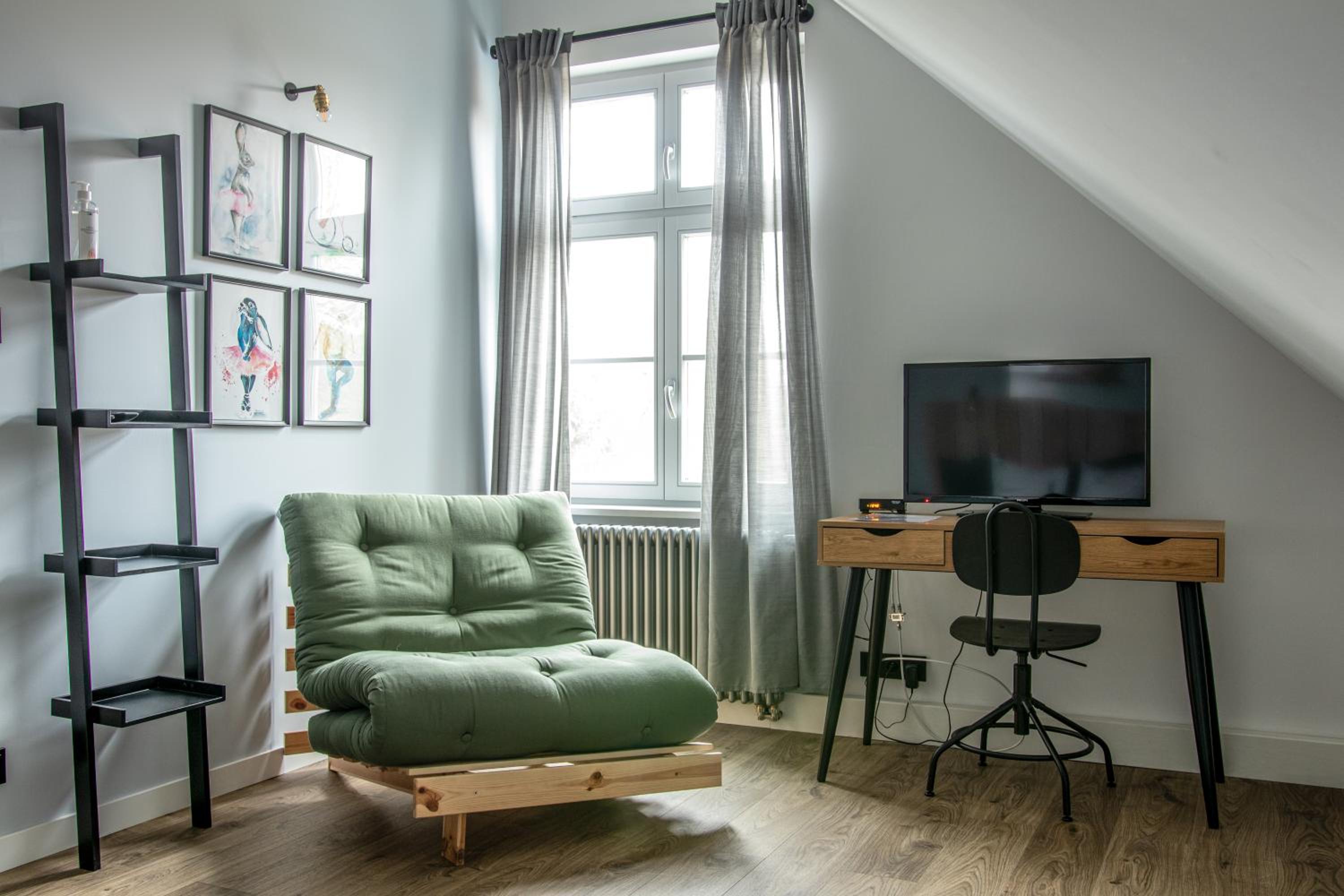 Standard Double or Twin Room photo 3