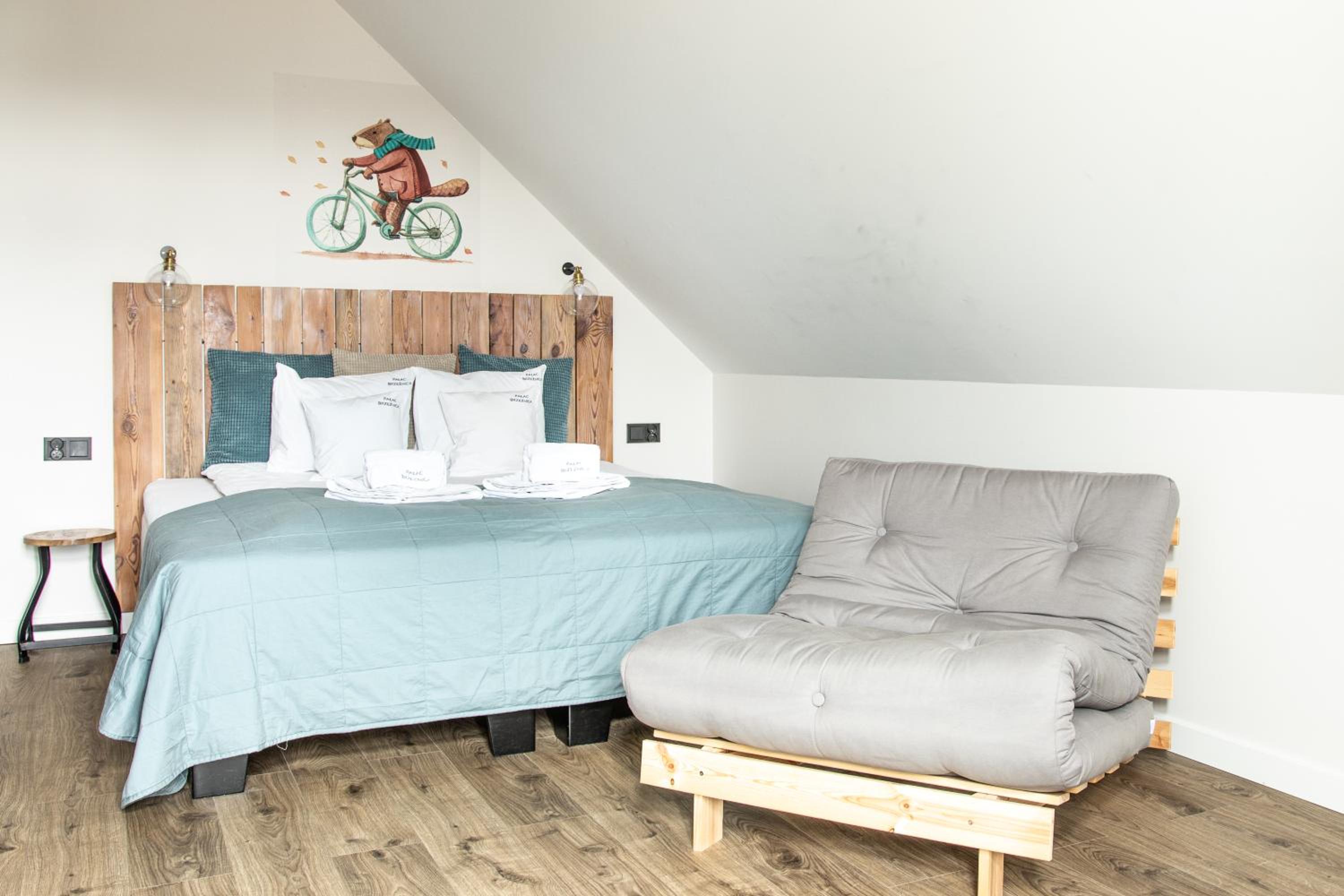 Double or Twin Room - Photo 7