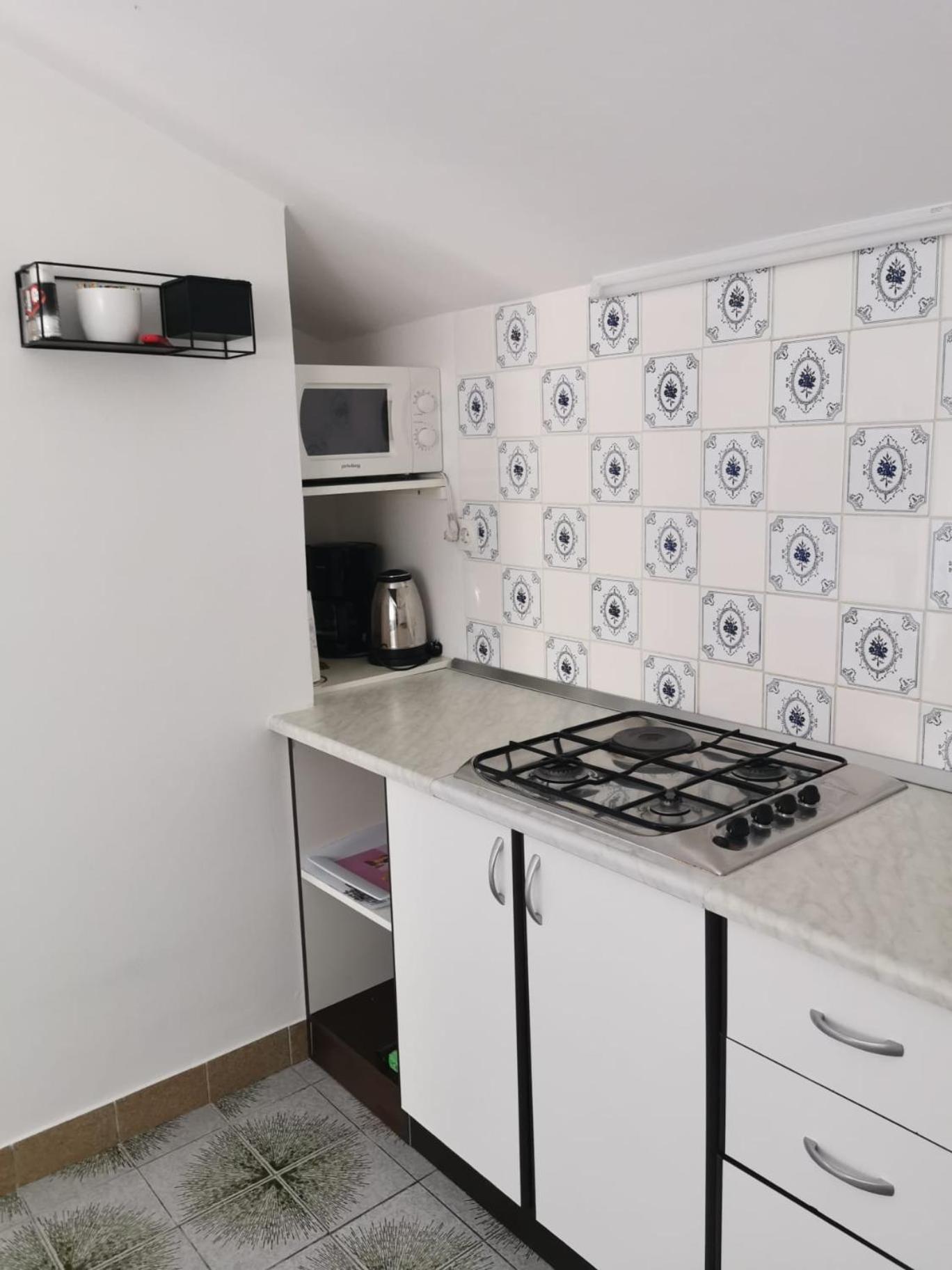 Two-Bedroom Apartment with Terrace and Sea View photo 3