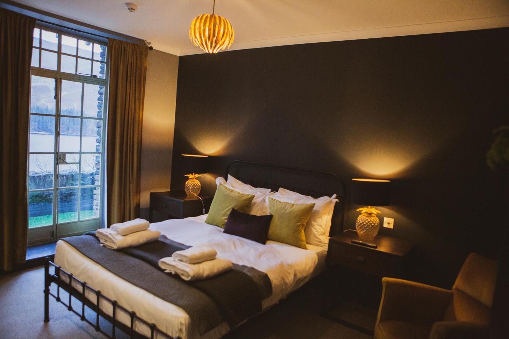 Suite with Balcony - Photo 12