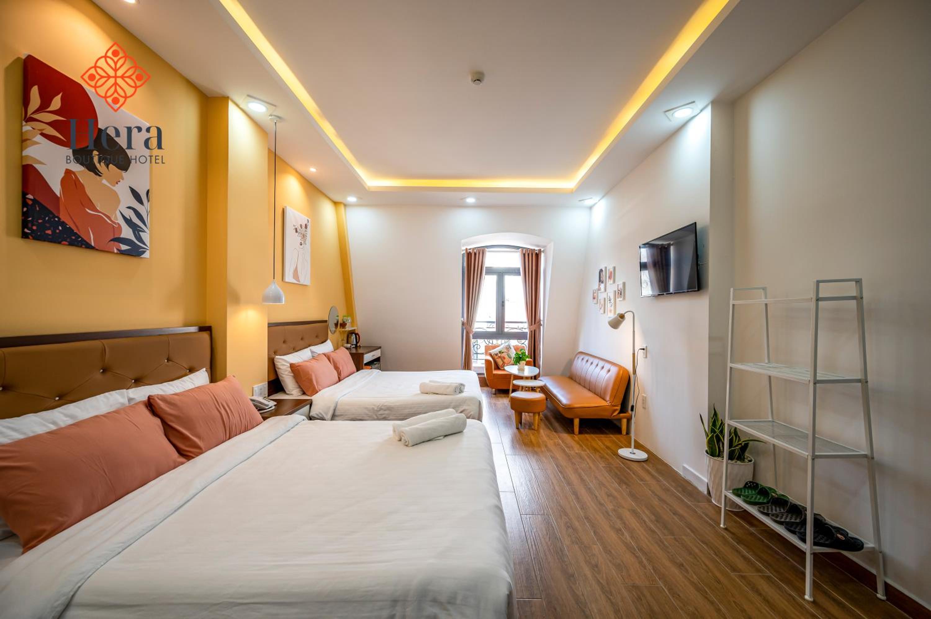 Deluxe Family Room