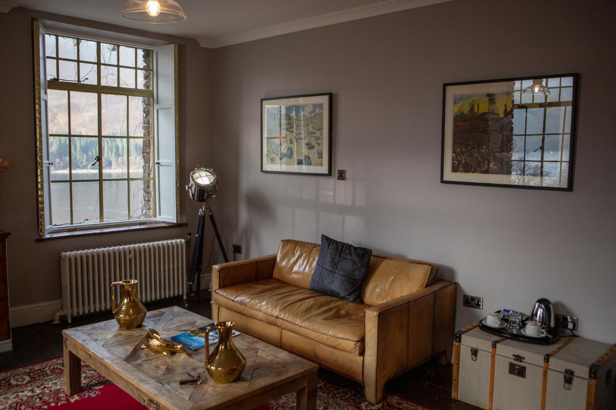 Suite with Lake View - Photo 12