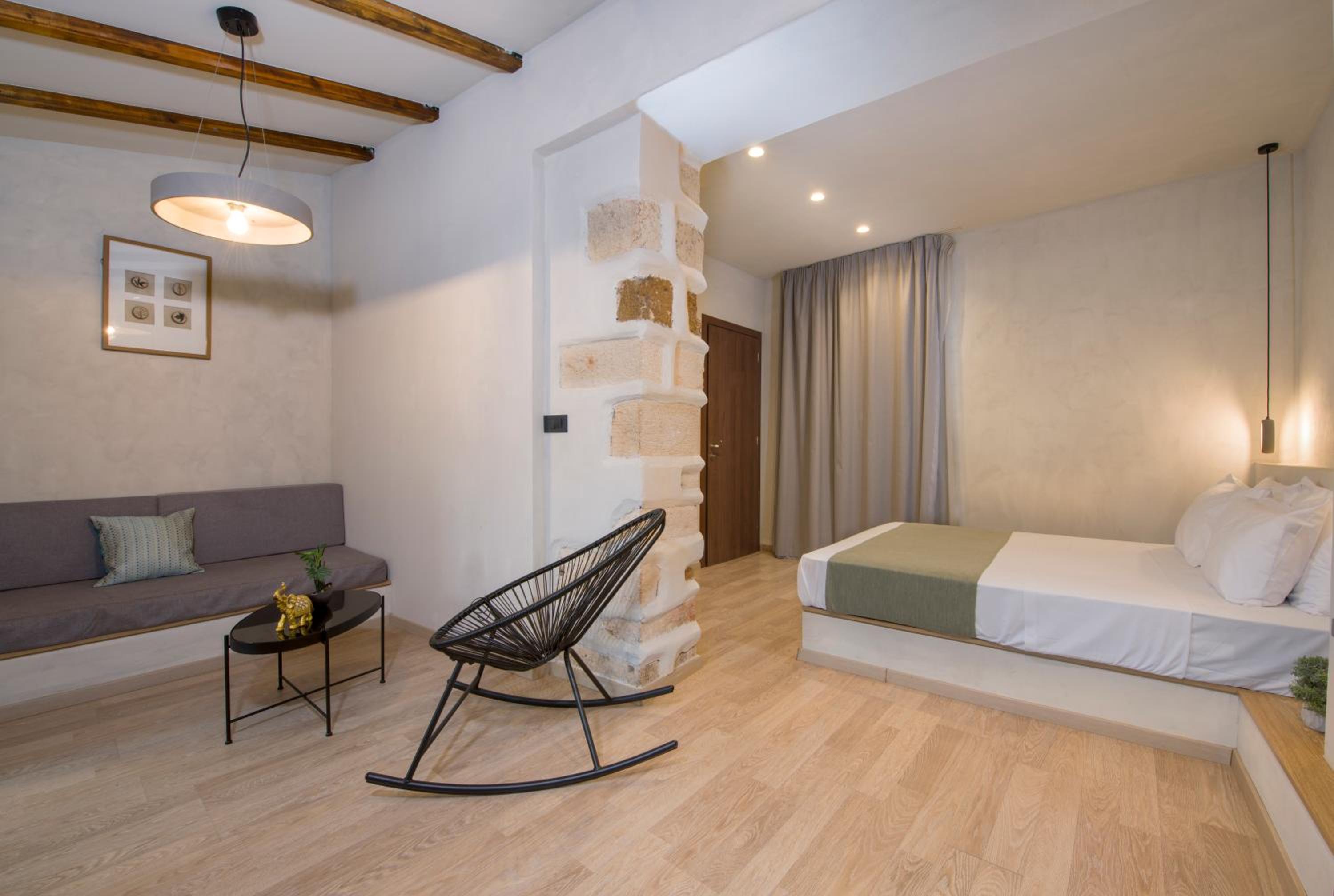 Suite with Balcony photo 1